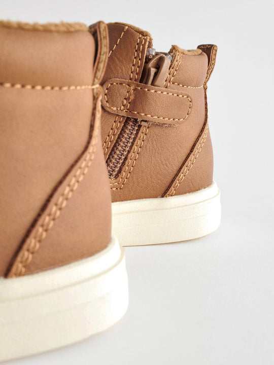 Tan Brown Wide Fit (G) Warm Lined Chukka Boots