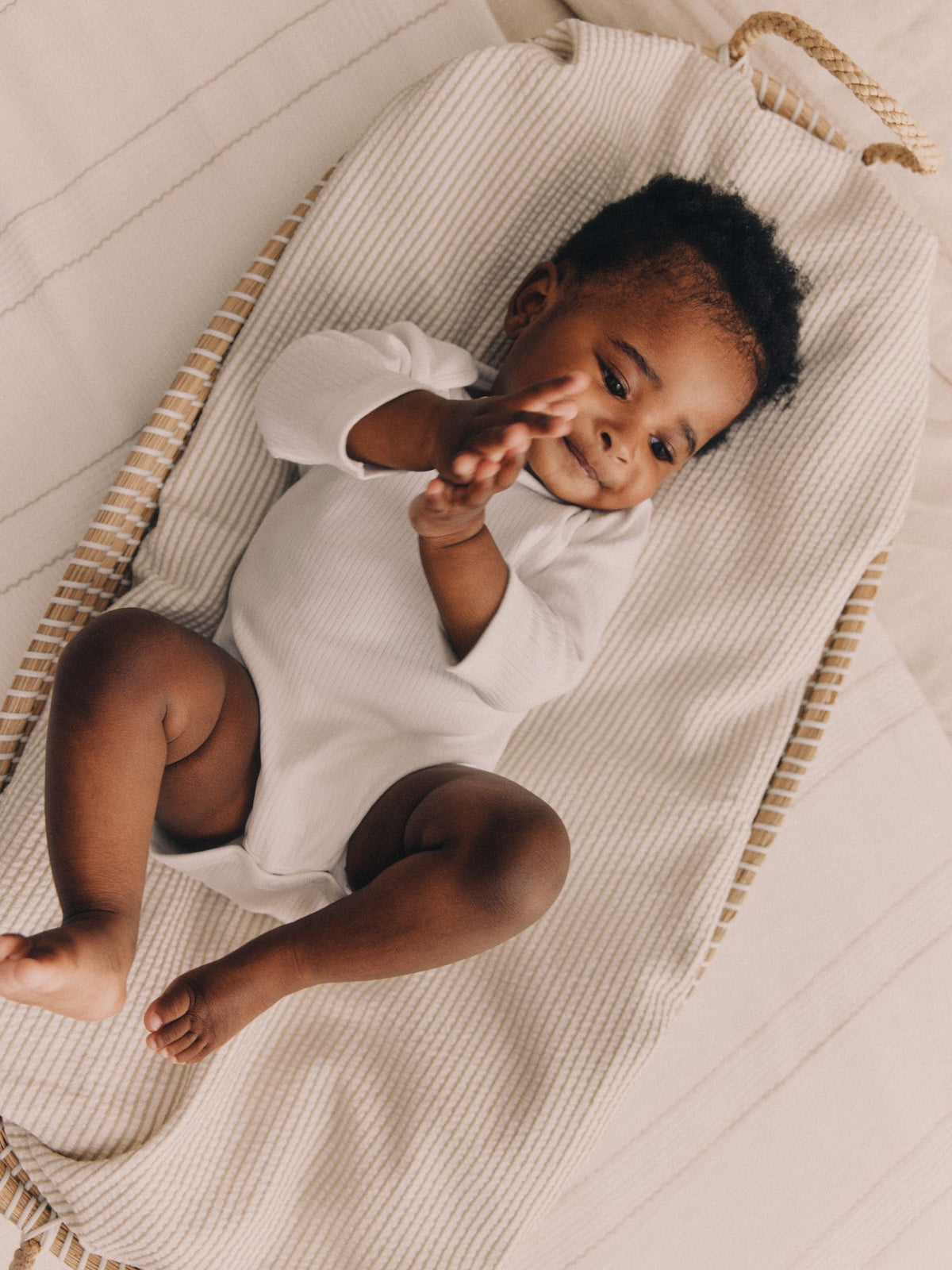 White 5 Pack Essential Baby Long Sleeve Bodysuits