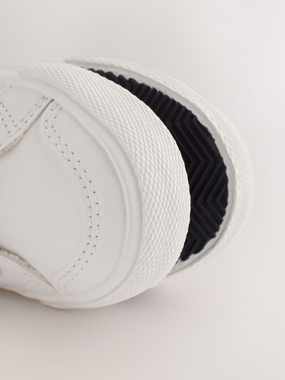 White Wide Fit (G) Two Strap Touch Fastening Trainers