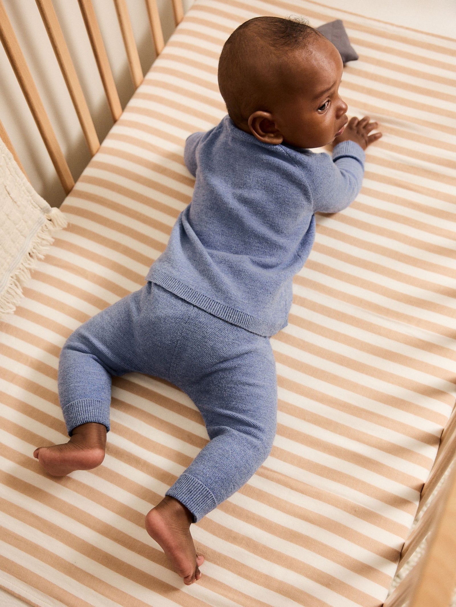 Blue Baby Knitted Jumper and Leggings Set (0mths-2yrs)