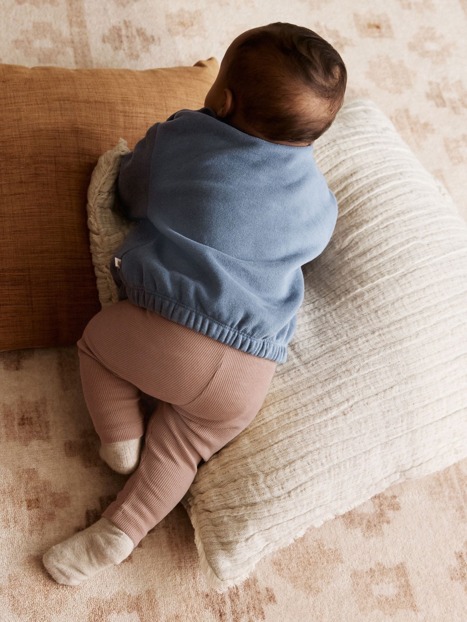 Blue Dino Baby Sweatshirt and Leggings Set (0mths-3yrs)