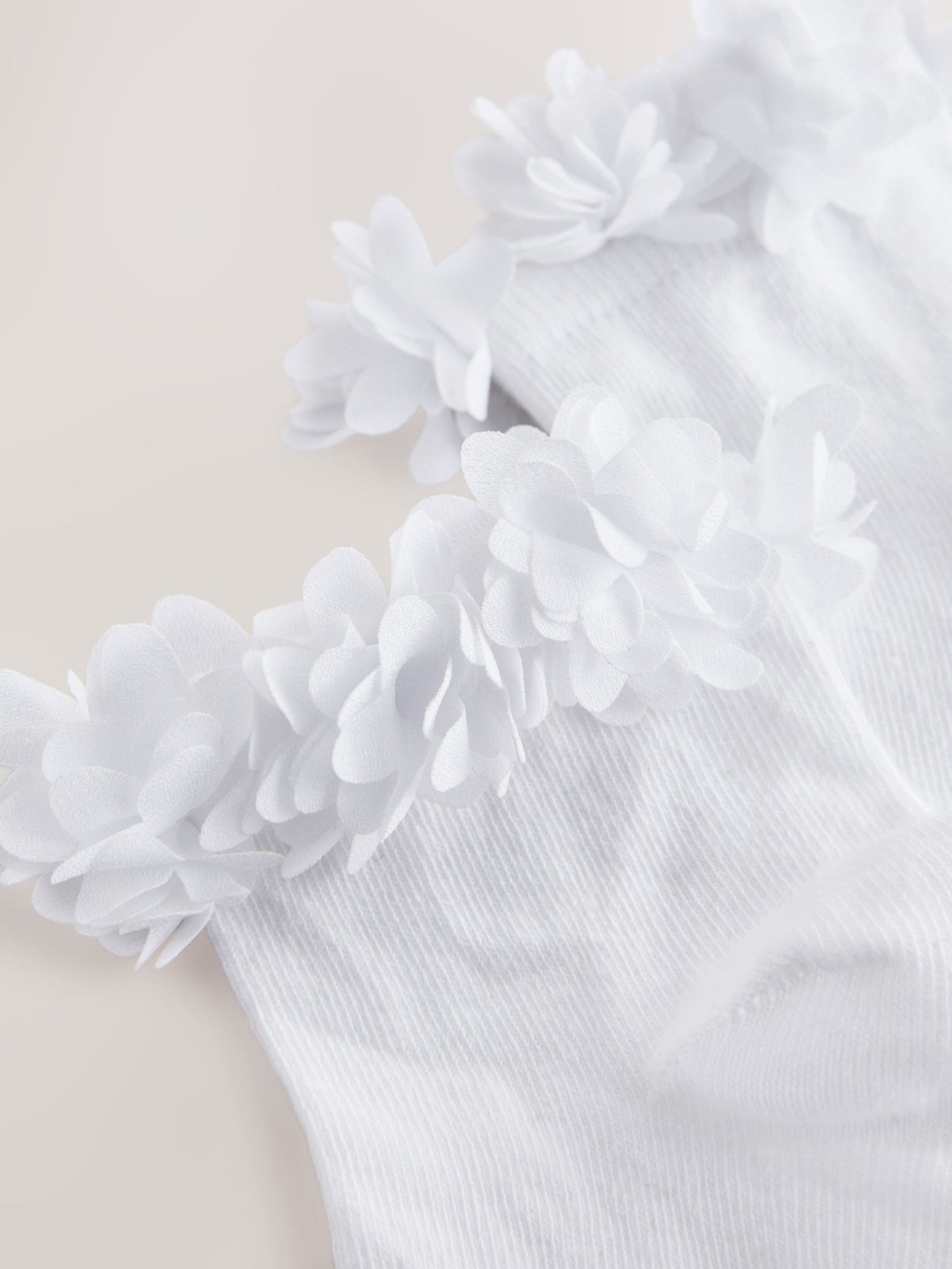 White 2 Pack Cotton Rich Bridesmaid Ankle Socks
