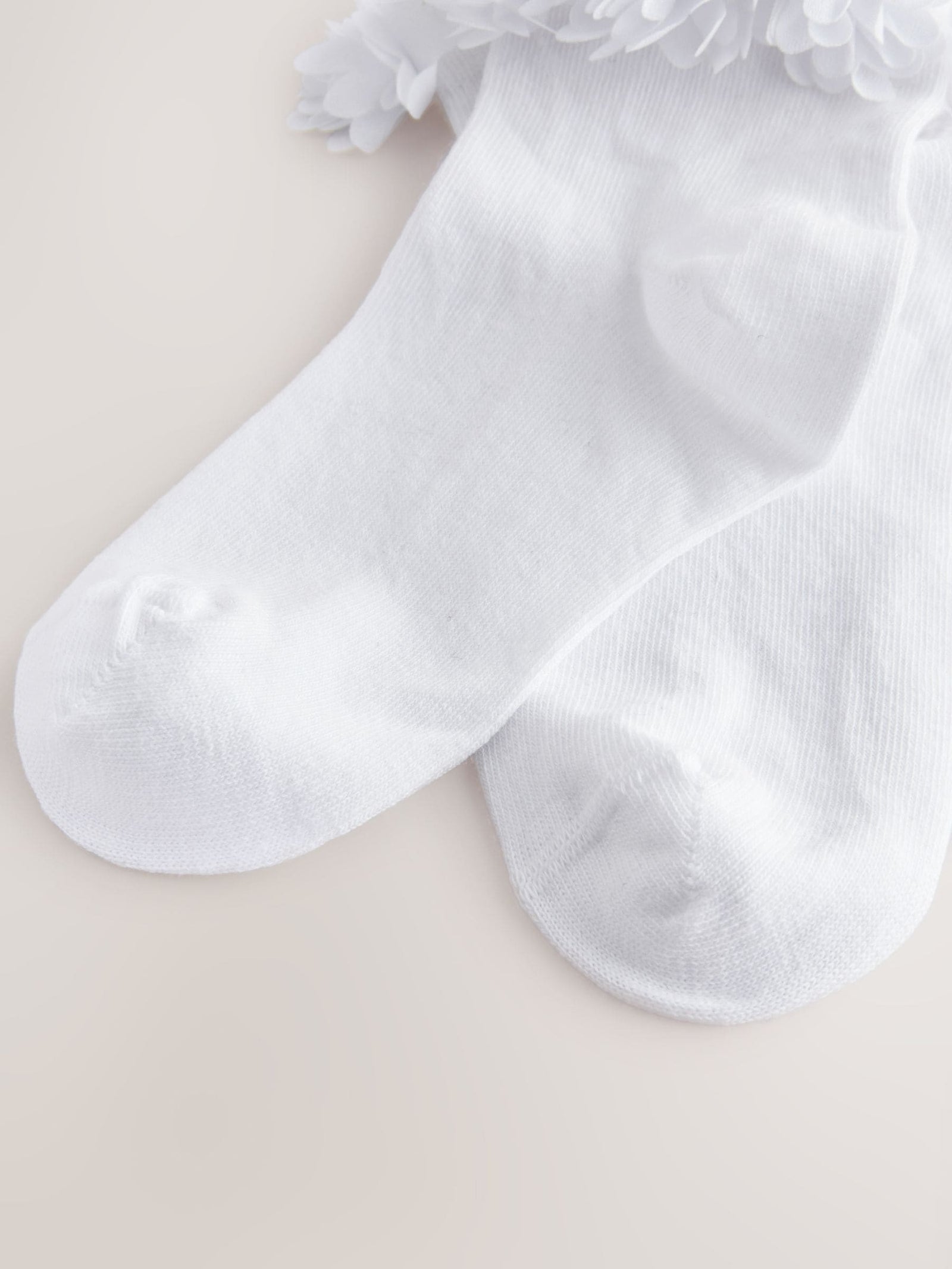 White 2 Pack Cotton Rich Bridesmaid Ankle Socks
