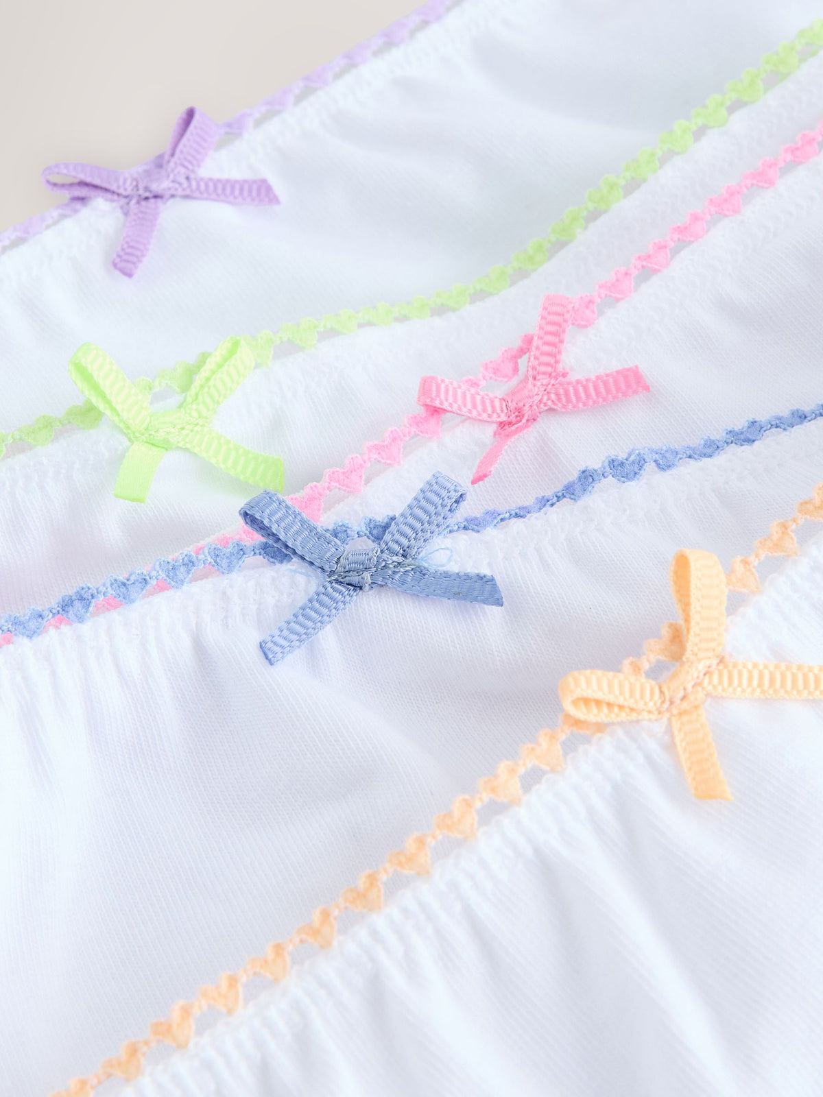 White Heart Contrast Lace Briefs 10 Pack (1.5-16yrs)
