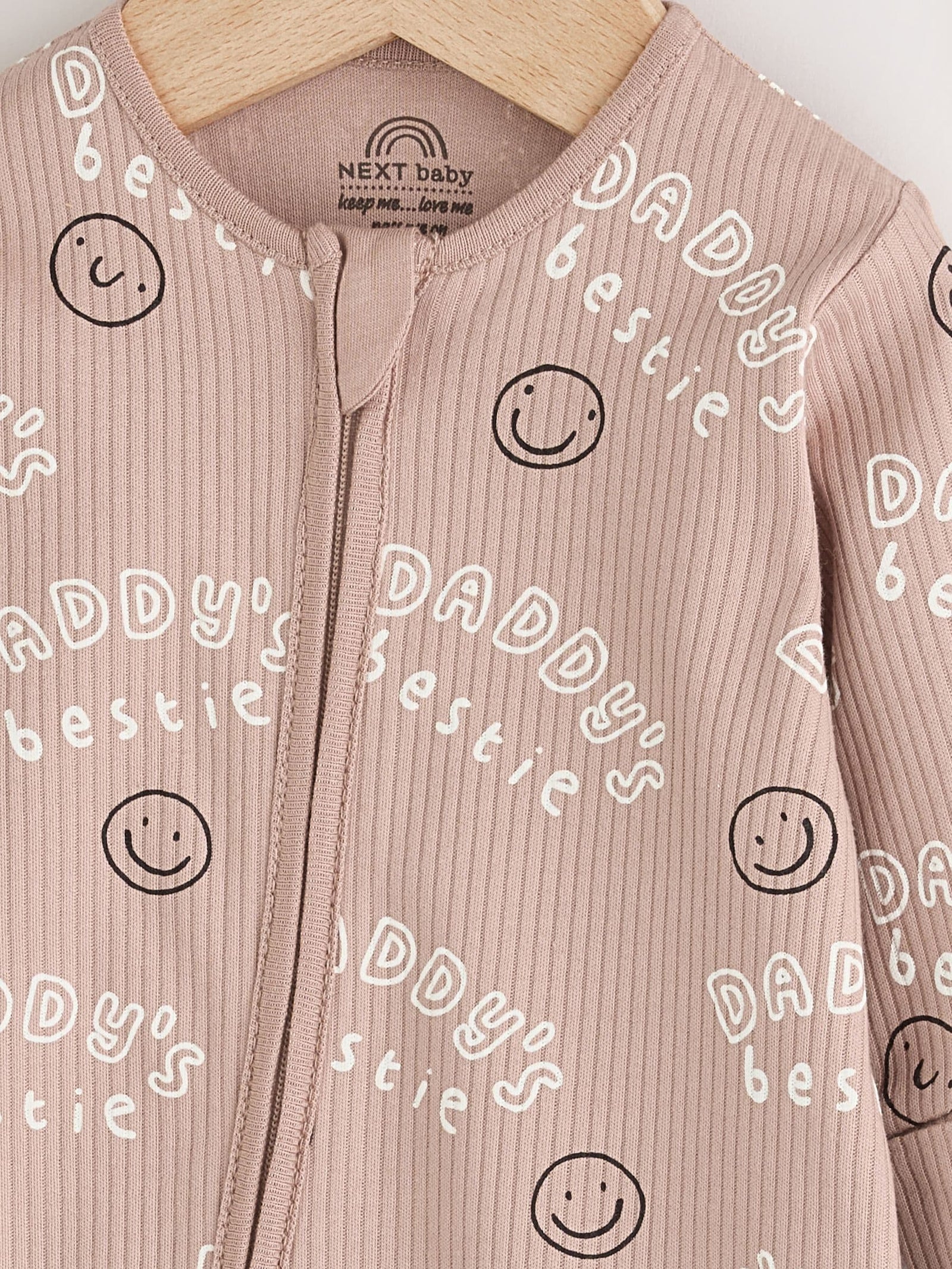 Neutral Family Two Way Zip Footless Baby Sleepsuit (0-18mths)