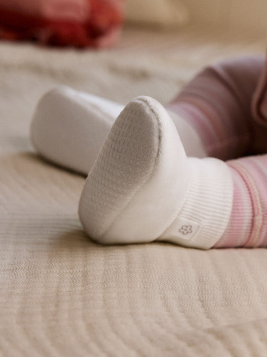 White Baby Bootie Shoes (0-18mths)