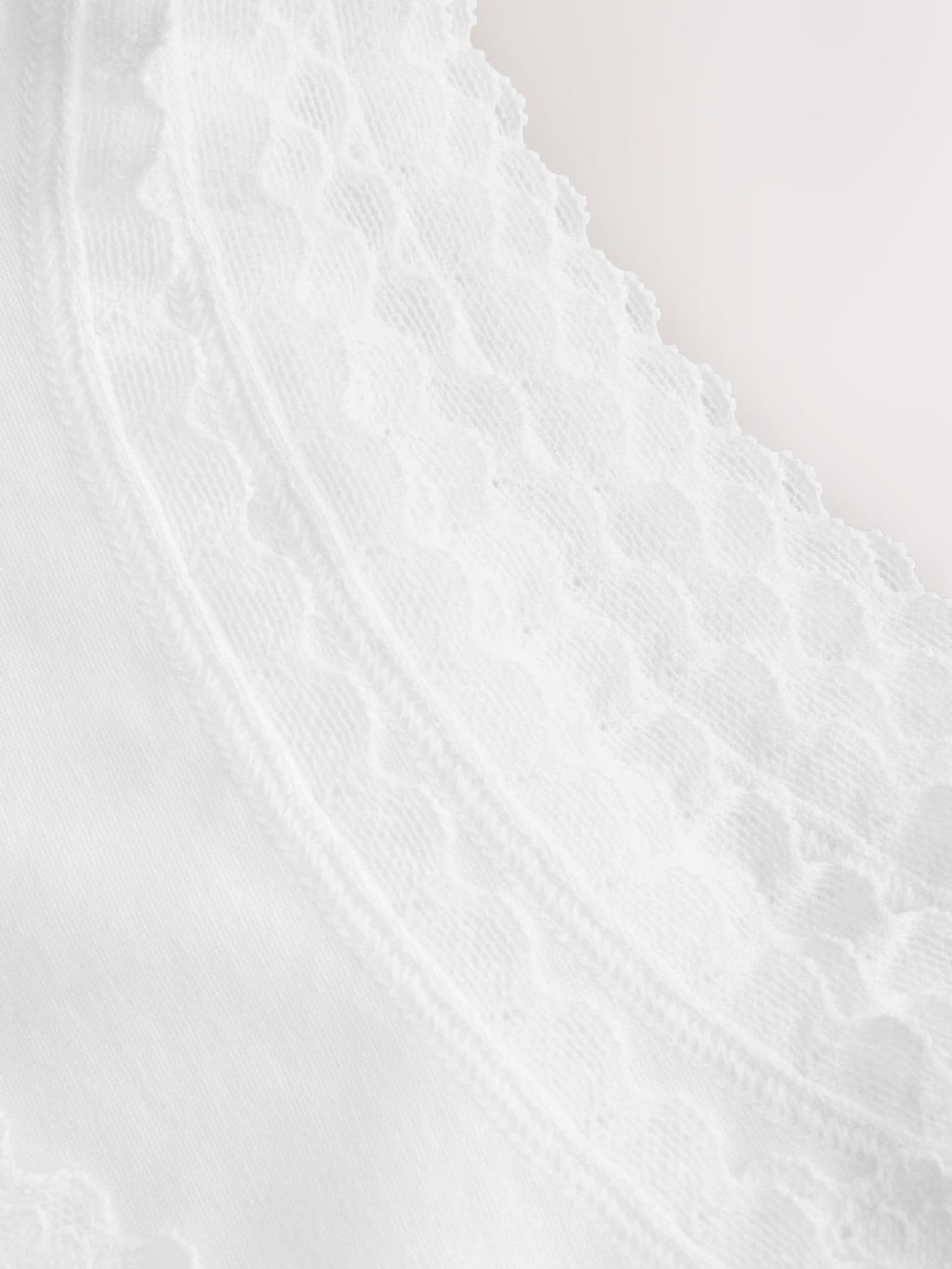 White 10 Pack Lace Trim Vest (1.5-16yrs)