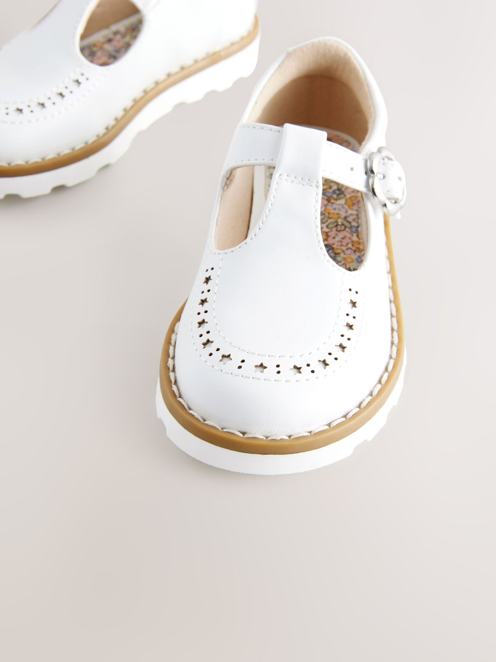 White Standard Fit (F) T-Bar Shoes