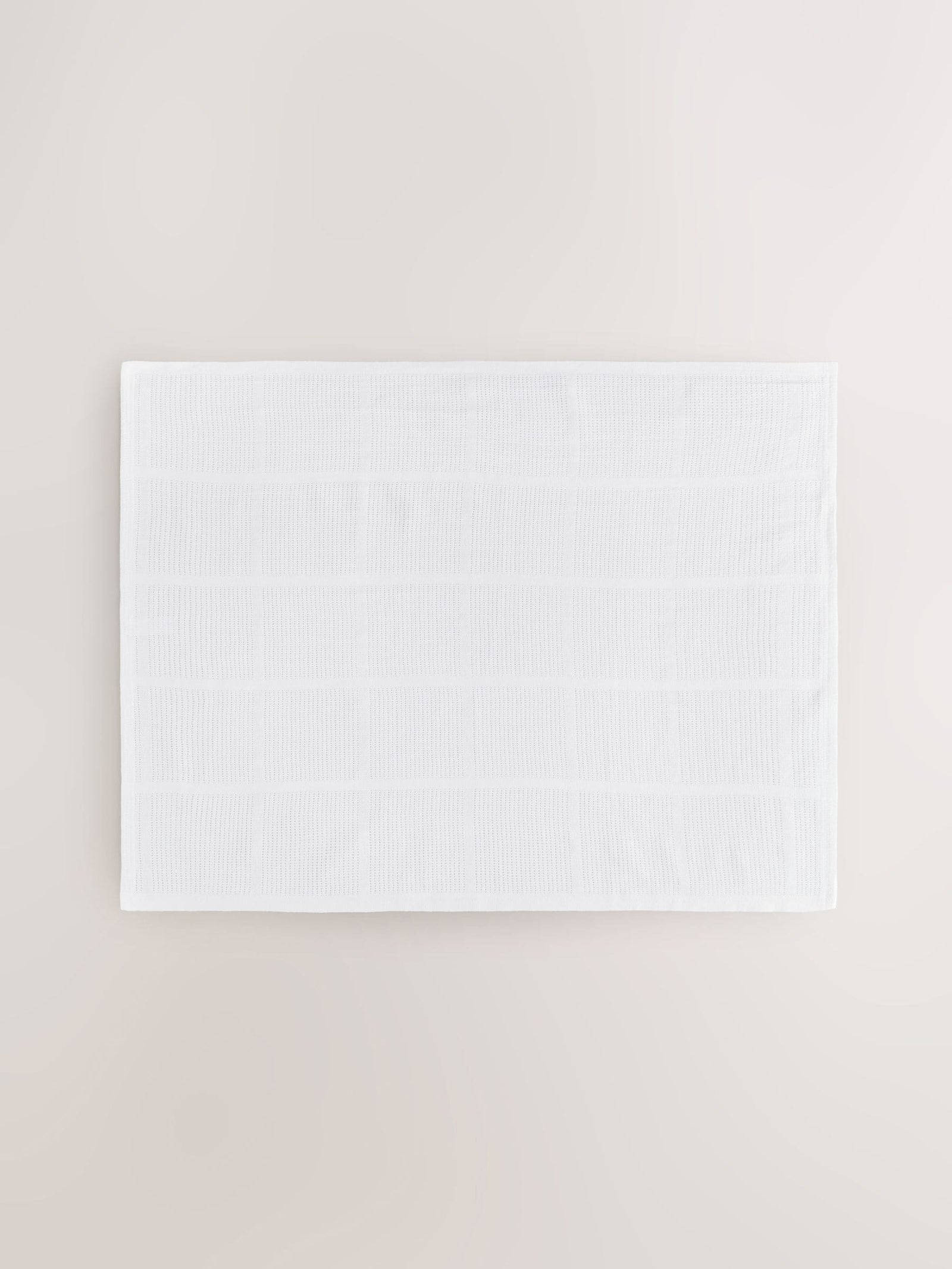 2 Pack White Cotton Baby Cellular Blankets