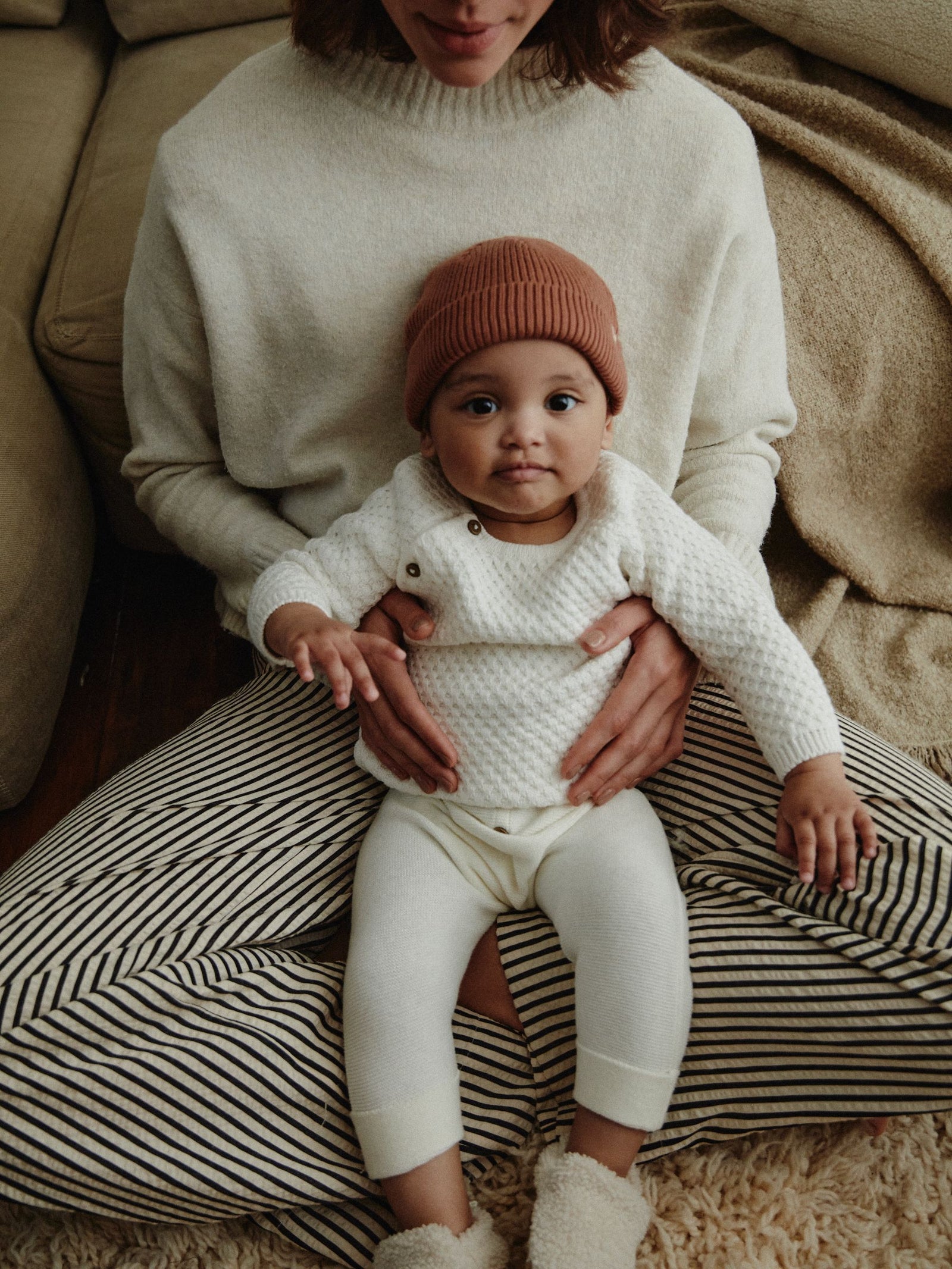 White Knitted Jumper And Trouser Baby Set (0mths-2yrs)