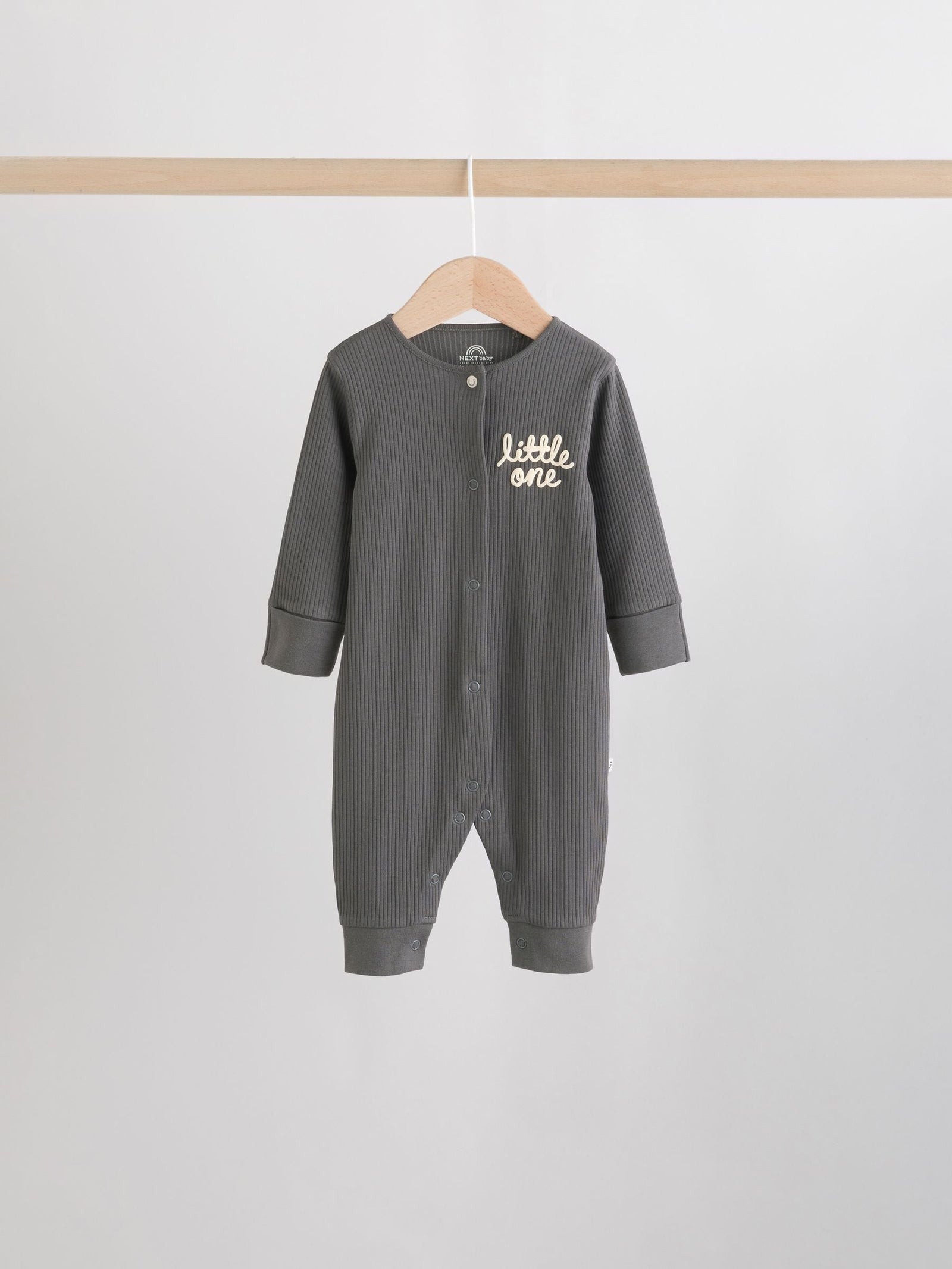 Monochrome Baby Sleepsuits 4 Pack (0mths-3yrs)