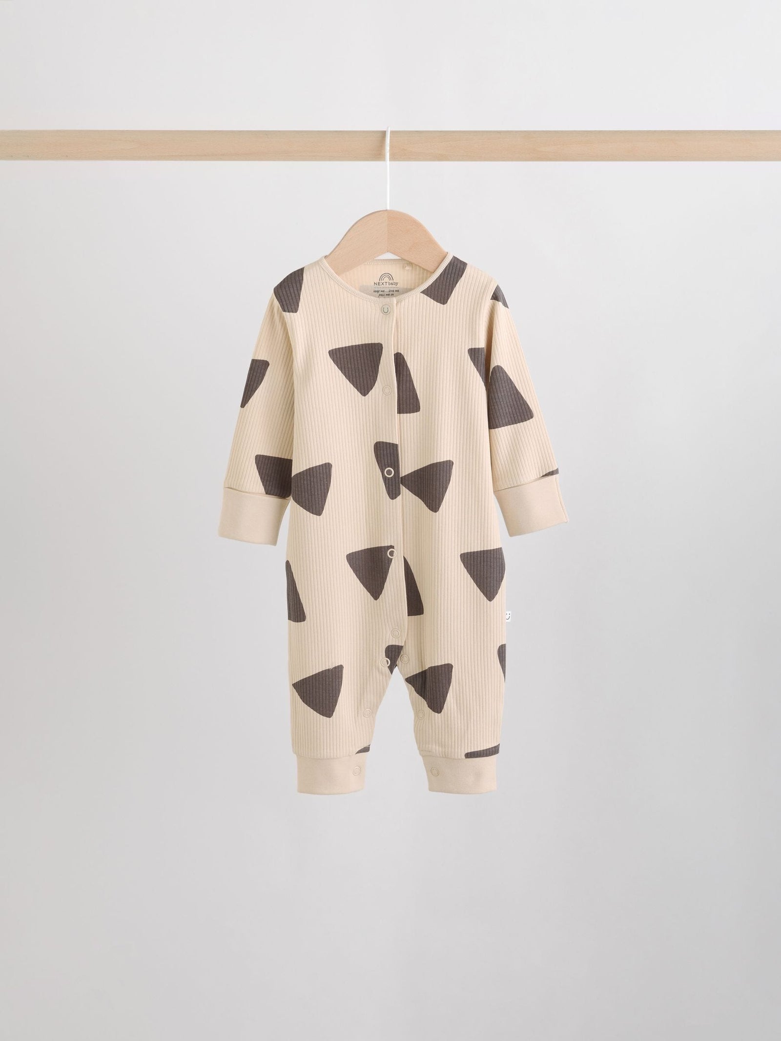 Monochrome Baby Sleepsuits 4 Pack (0mths-3yrs)