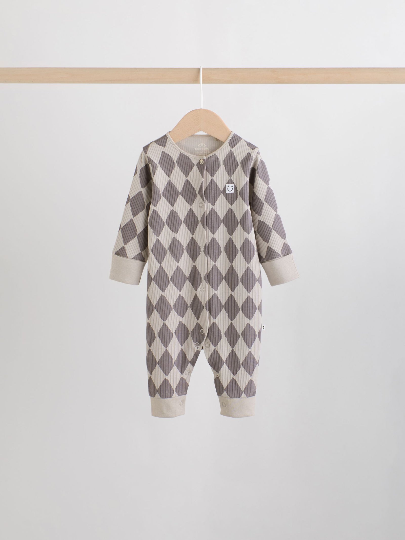 Monochrome Baby Sleepsuits 4 Pack (0mths-3yrs)