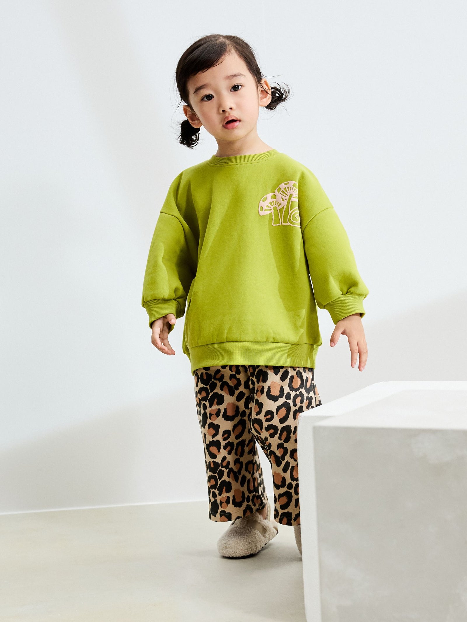 Green Leopard Print Sweatshirt & Wide Leg Trousers Set (3mths-7yrs)