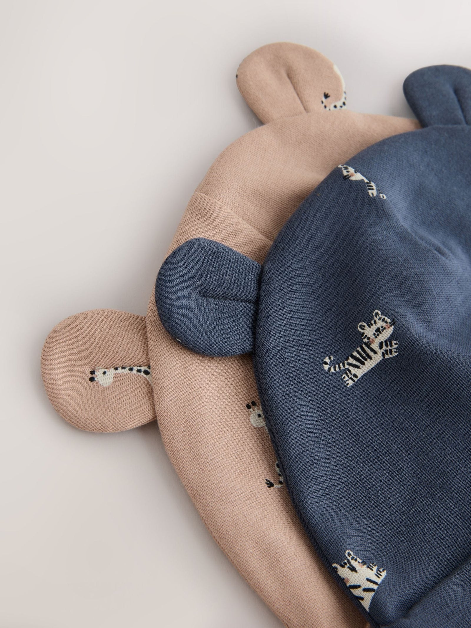 Multi Baby Beanie and Bibs 4 Piece Set (0-18mths)