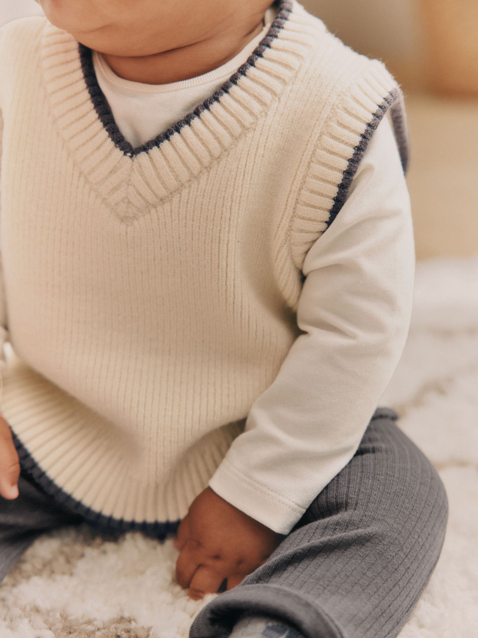 Black/White Baby Knitted Vest, Top and Leggings Set (0mths-2yrs)