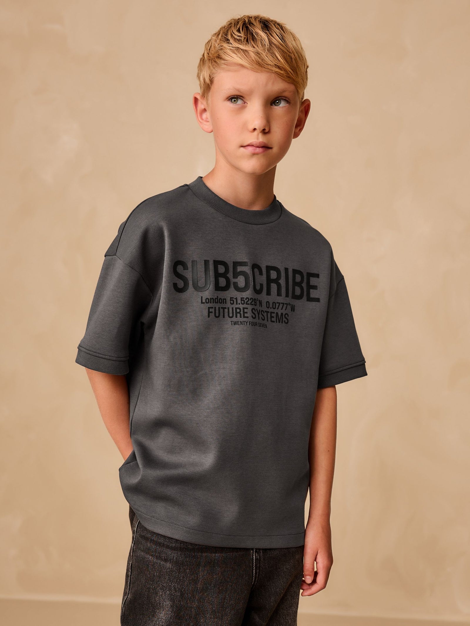 Charcoal Grey Subscribe Graphic Heavyweight Short Sleeve T-Shirt (3-16yrs)