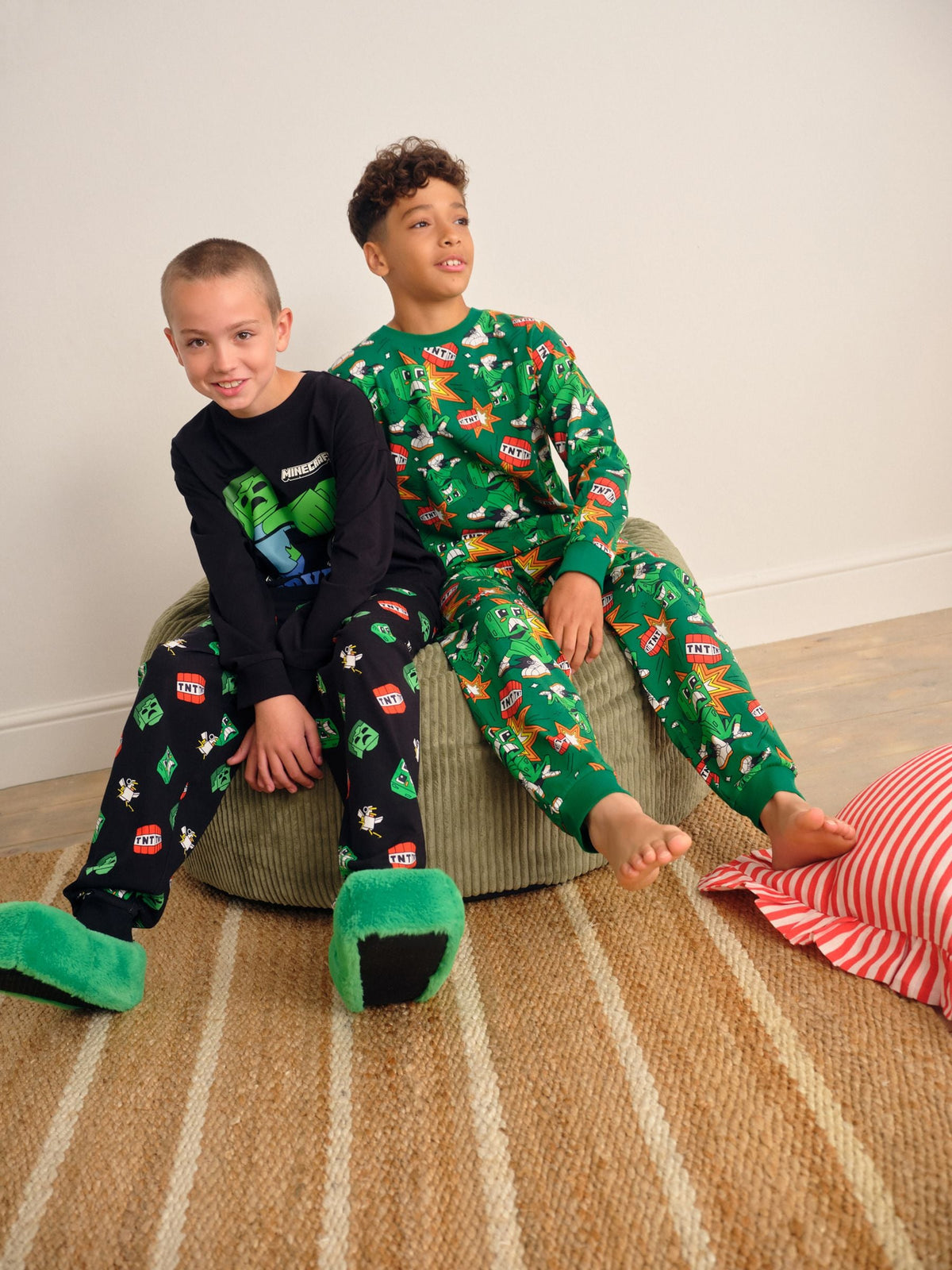 Green/Black Minecraft Jogger Pyjamas Set 2 Pack (5-16yrs)