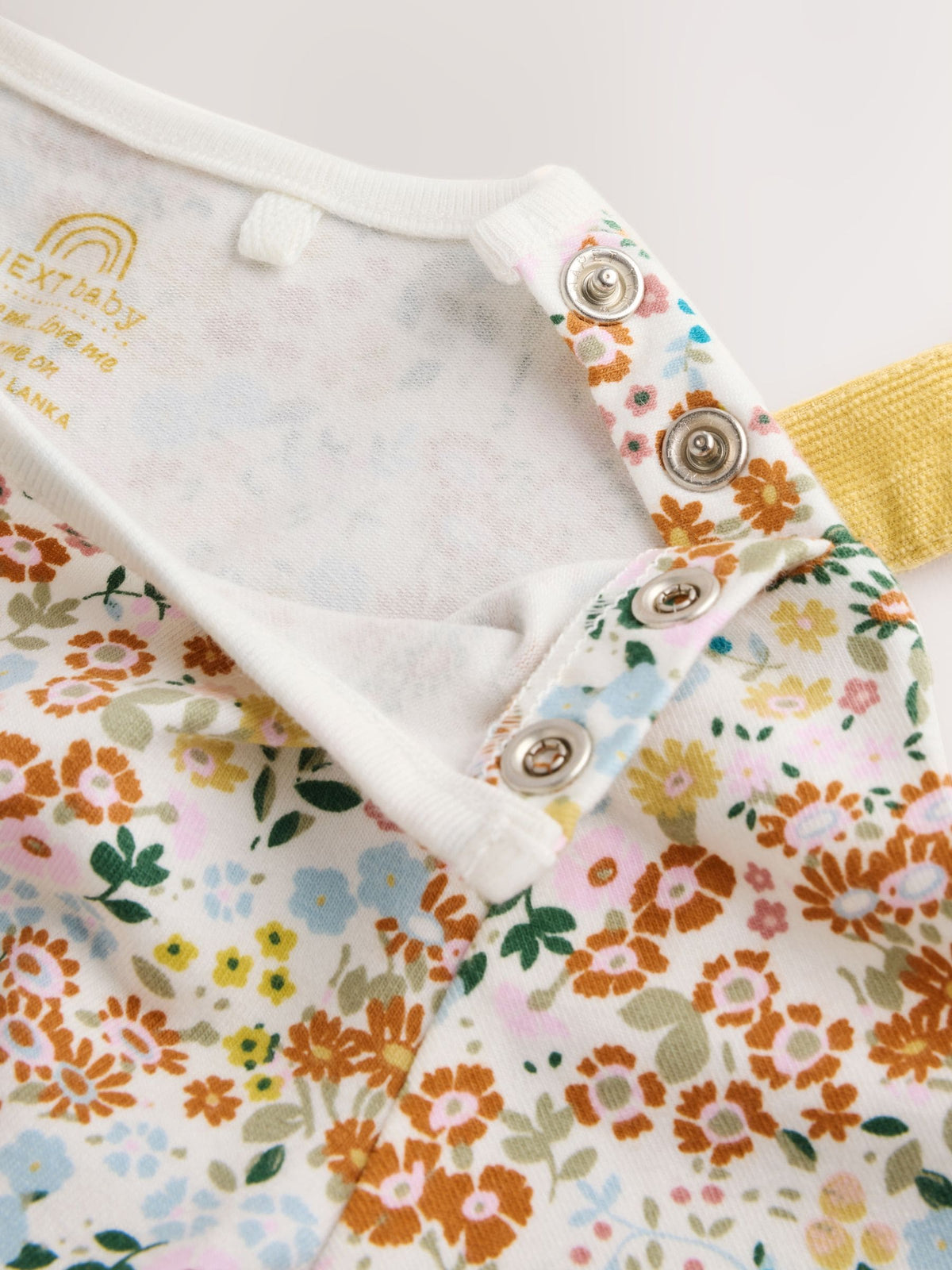 Sage Green Rabbit Baby Cord Dungarees And Long Sleeve Bodysuits 2 Piece Set (0mths-2yrs)