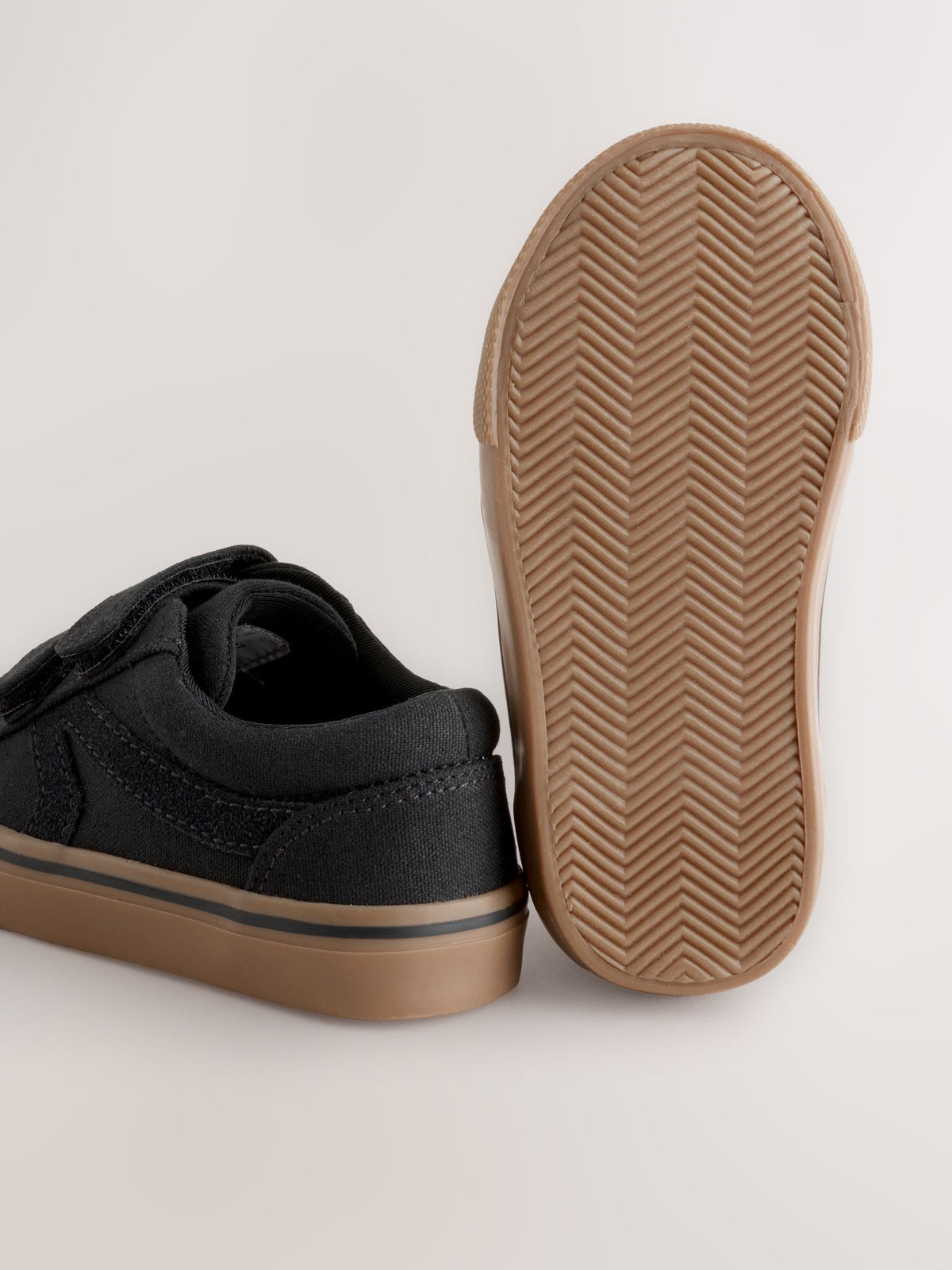 Black Wide Fit (G) Touch Fastening Trainers