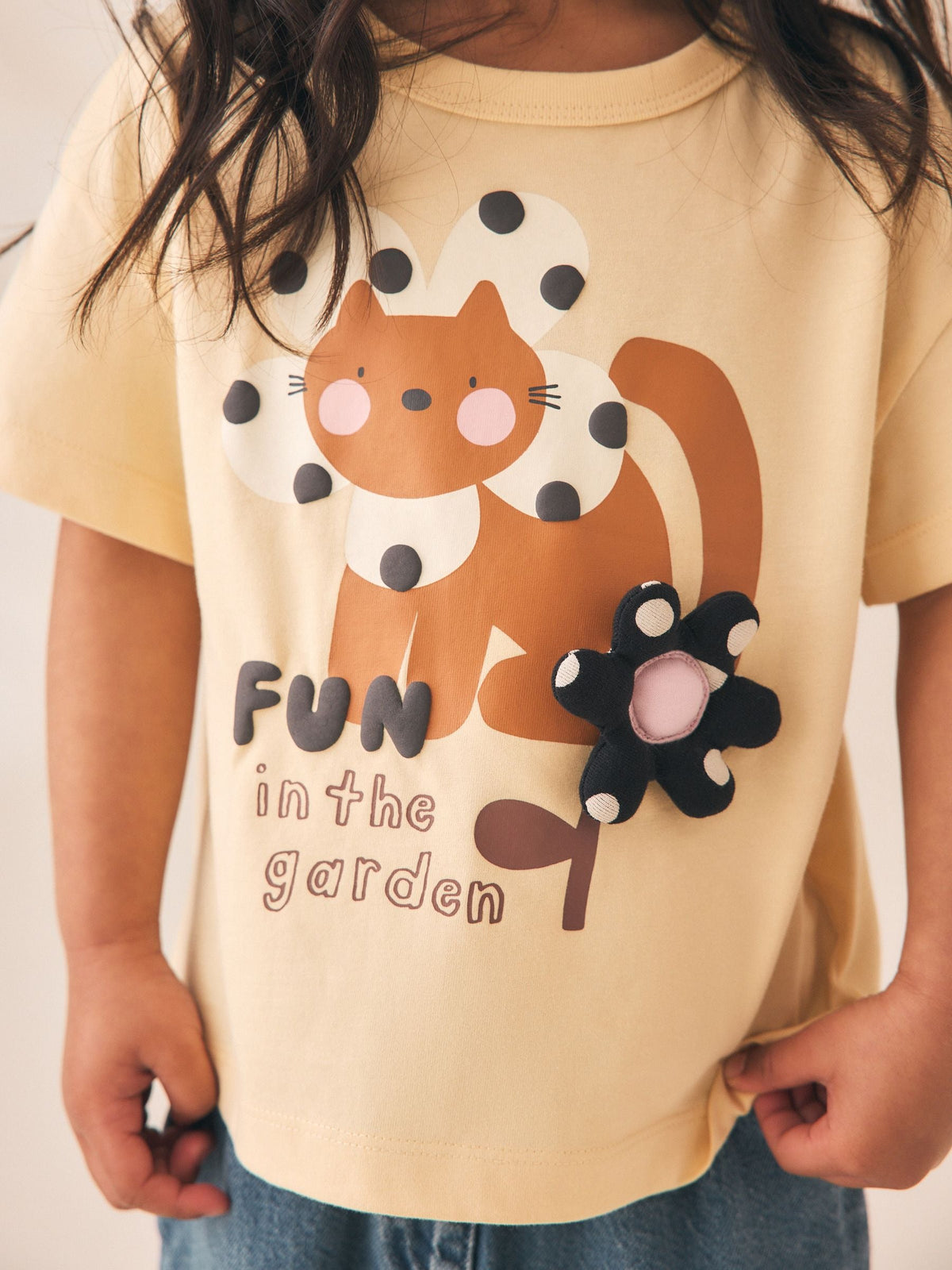Ecru White Padded Cat Short Sleeve T-Shirt (3mths-7yrs)
