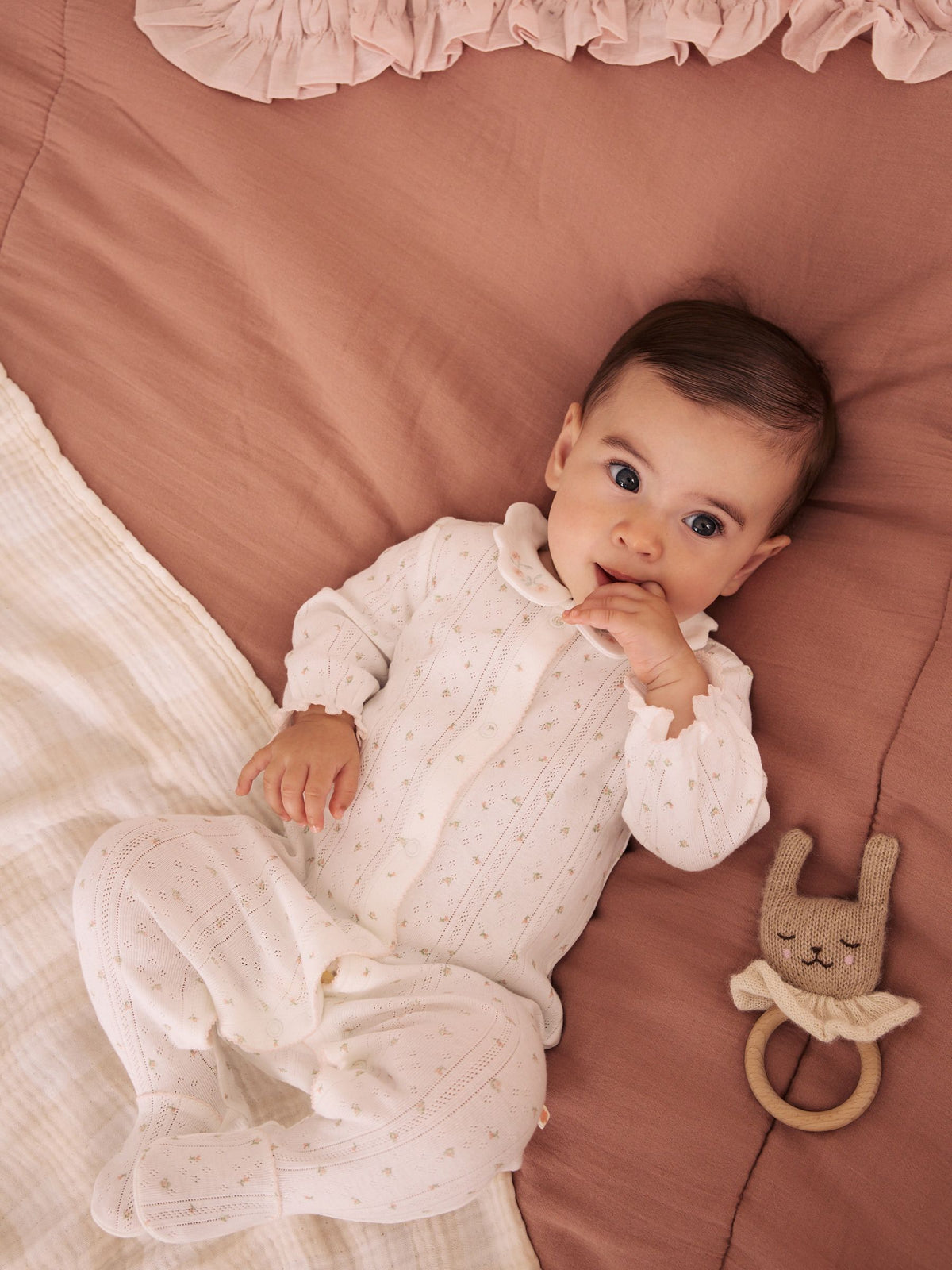 White Collar Baby Sleepsuits 3 Pack (0-2yrs)