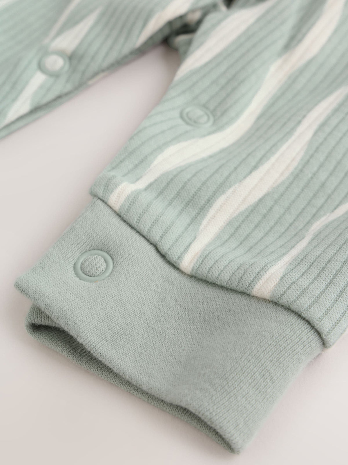 Neutral Safari Baby Sleepsuits 4 Pack (0mths-3yrs)