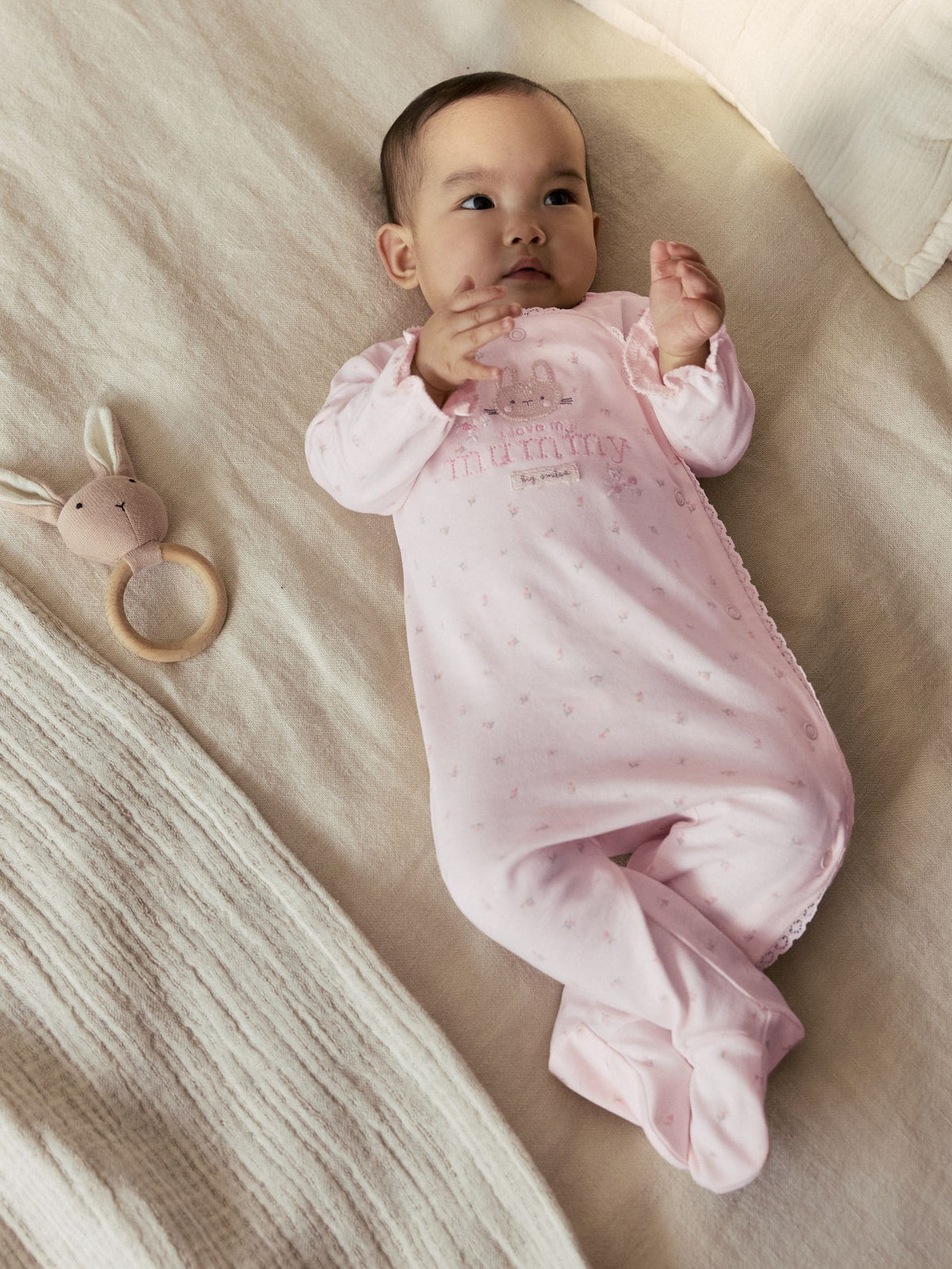 Pink Mummy Family Baby Sleepsuit (0-2yrs)