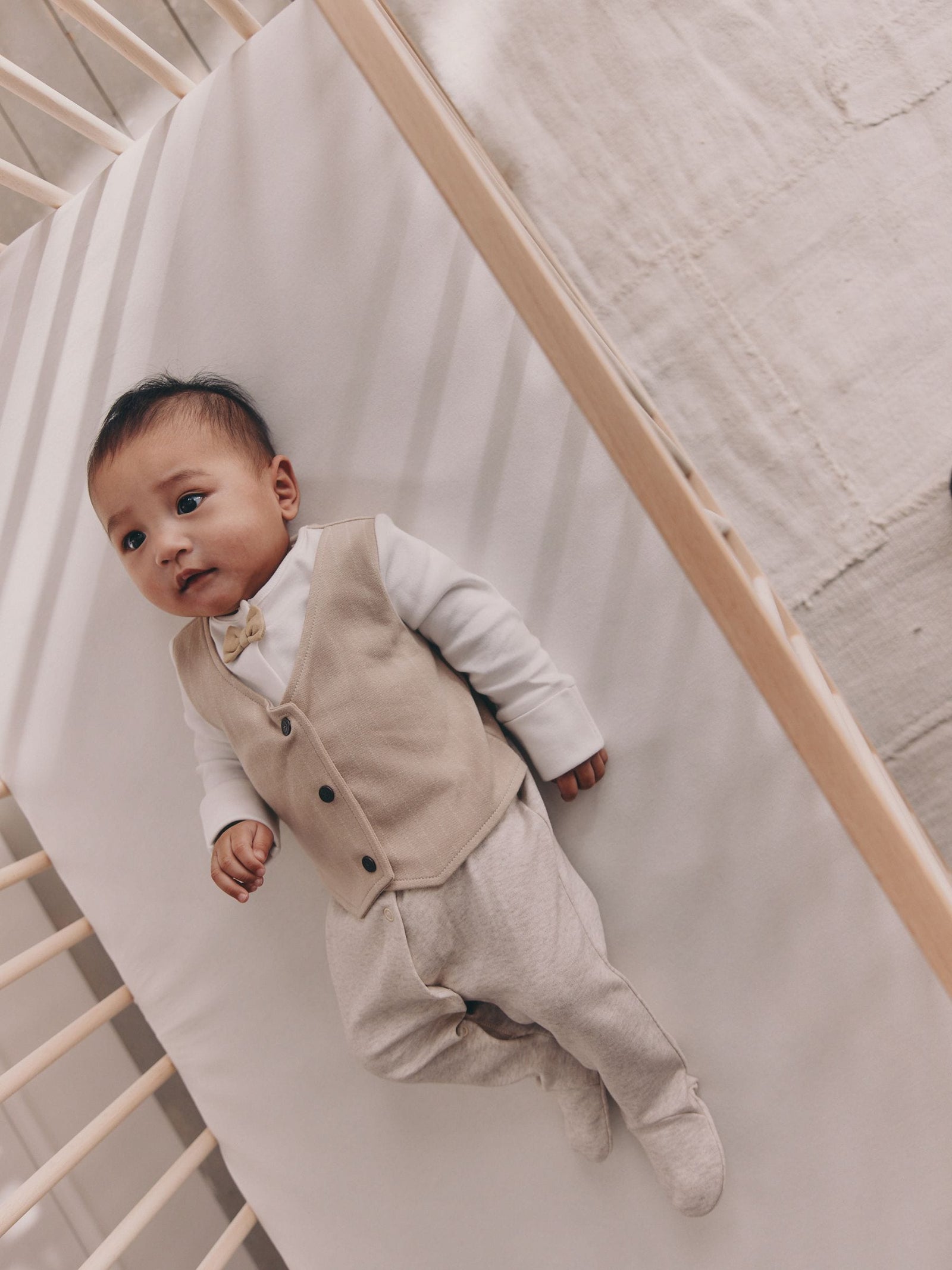Neutral Smart Bow Tie Baby Sleepsuit (0mths-2yrs)