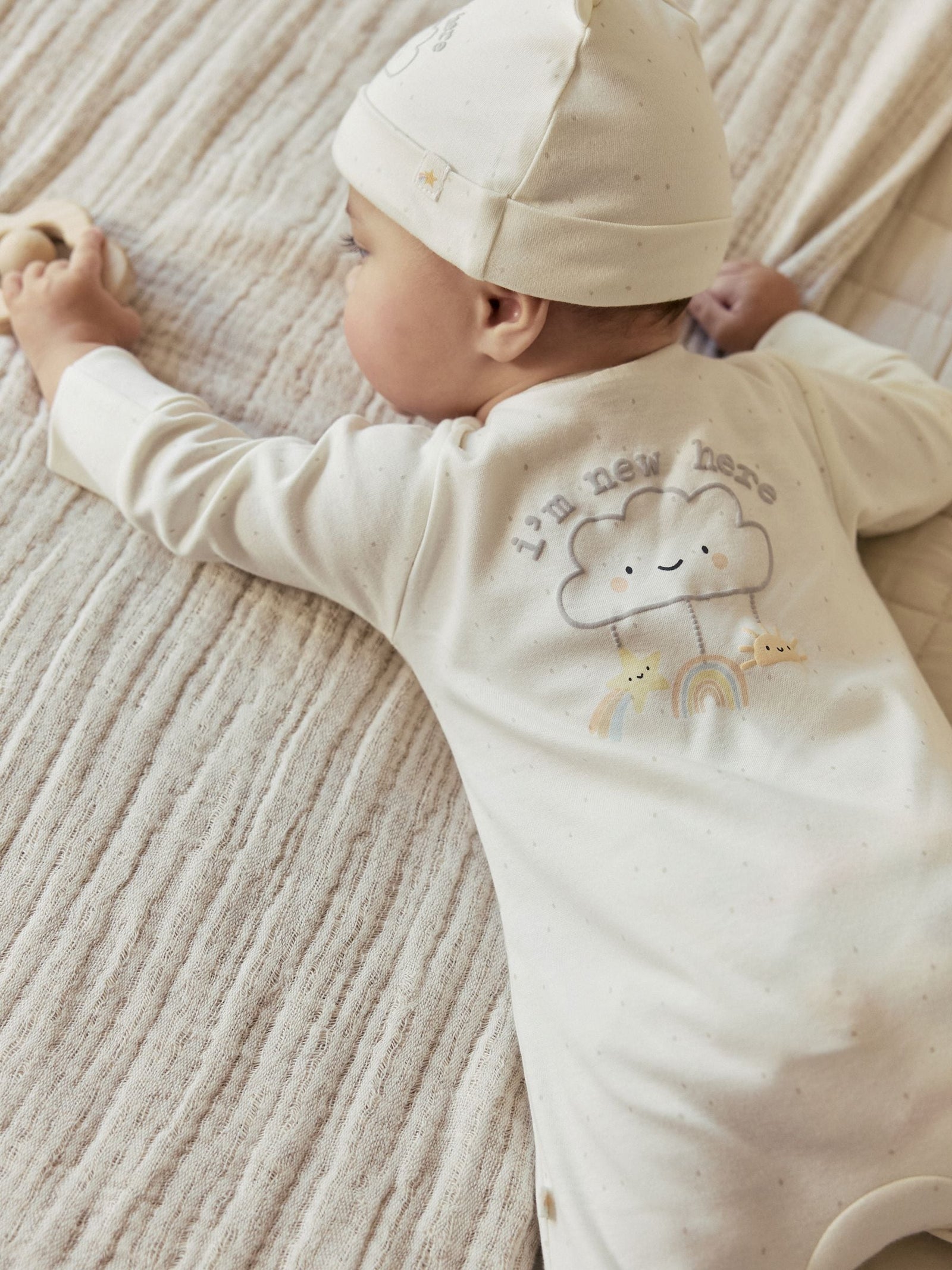 Neutral I'm New Here Sleepsuit And Hat Set