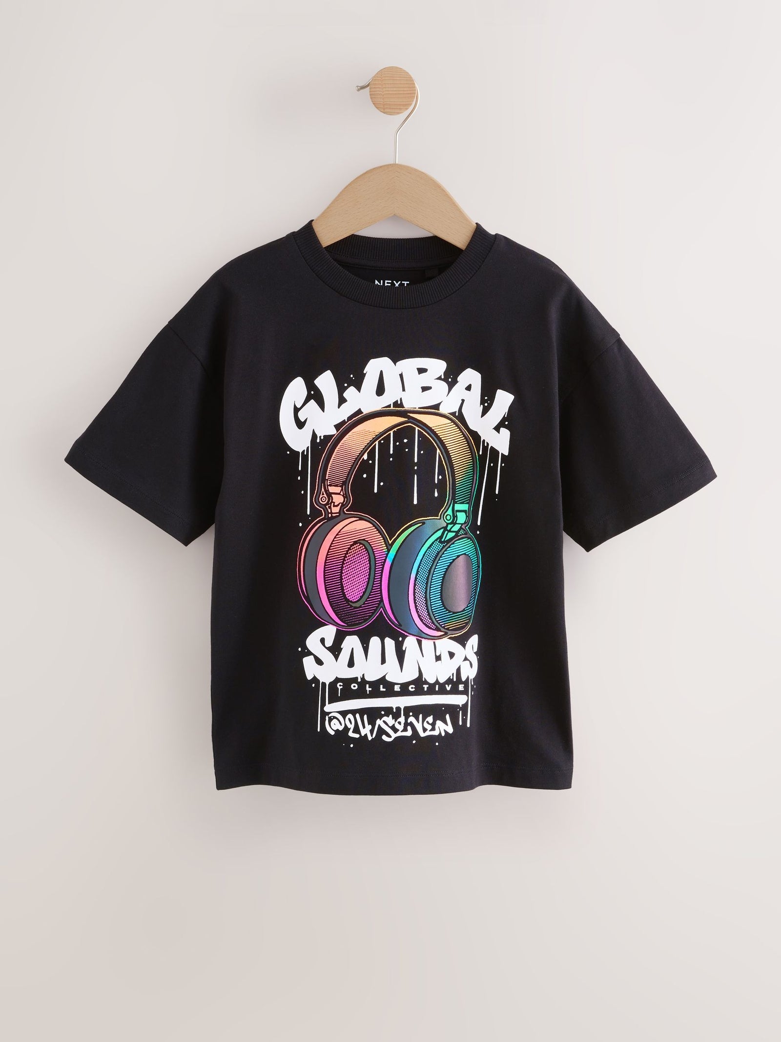 Black Headphones Short Sleeve Graphic T-Shirt (3-16yrs)