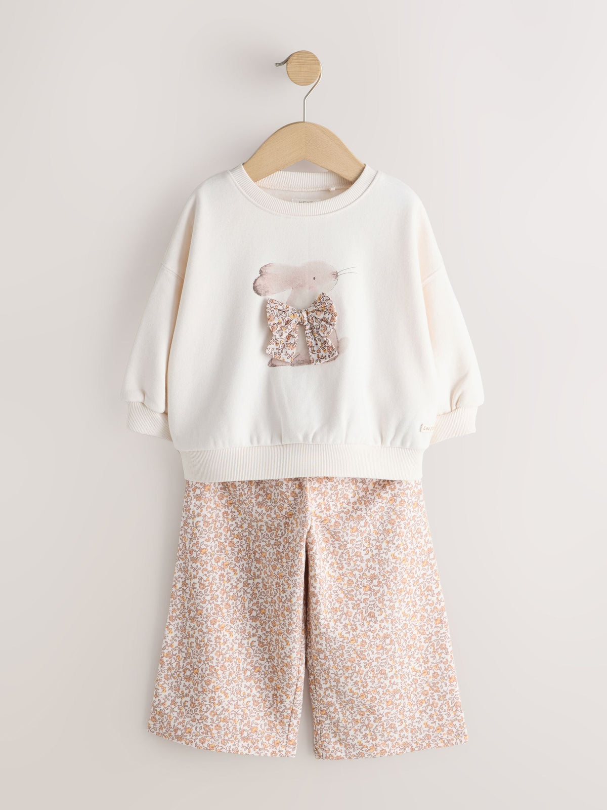 Cream Sweatshirt and Wide Leg Joggers Set (3mths-7yrs)
