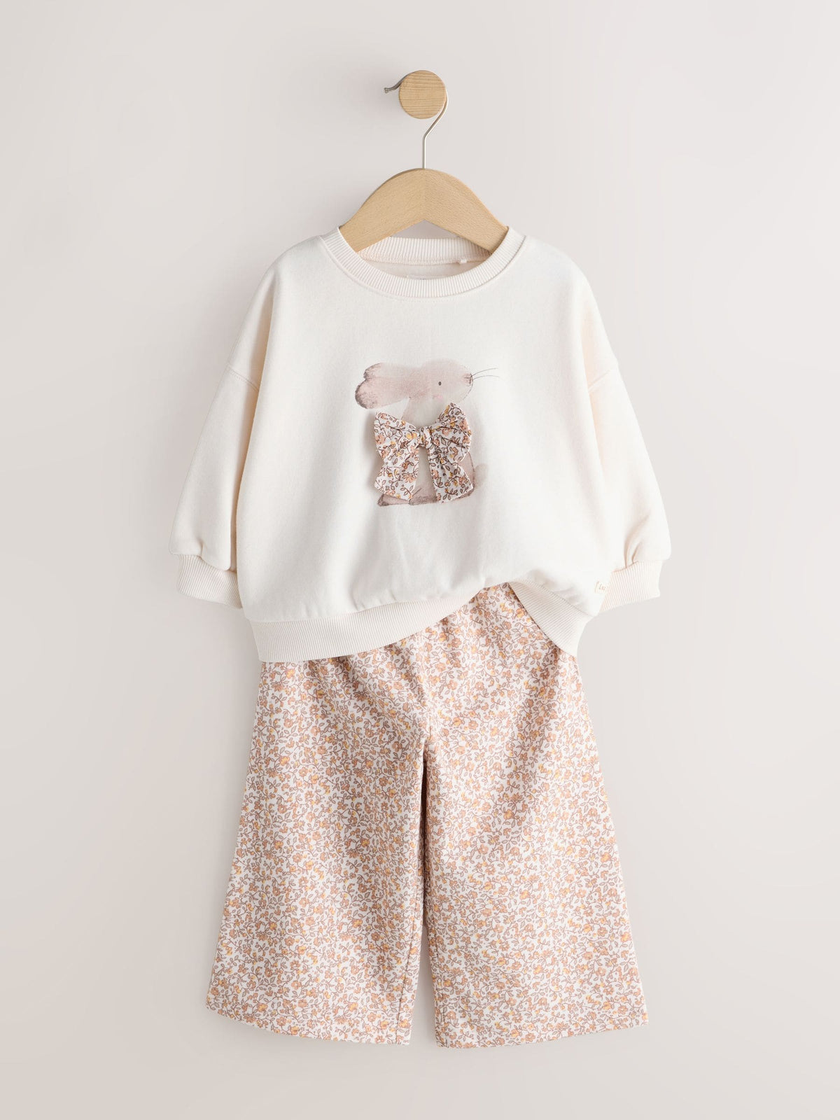 Cream Sweatshirt and Wide Leg Joggers Set (3mths-7yrs)