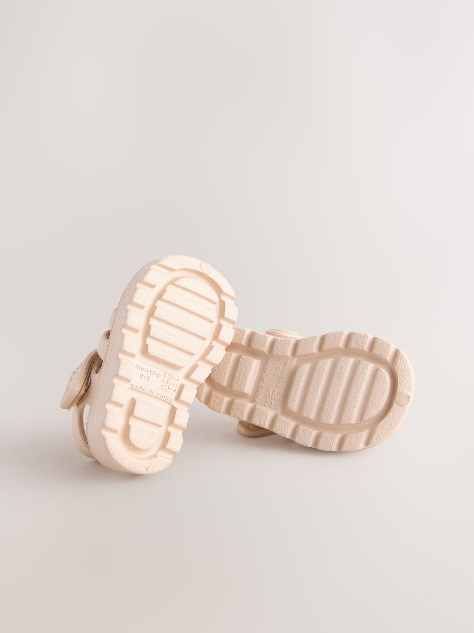 Neutral Bear Baby Fisherman Sandals