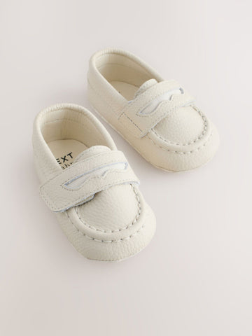 White Touch Fastening Baby Loafers (0-2mths)
