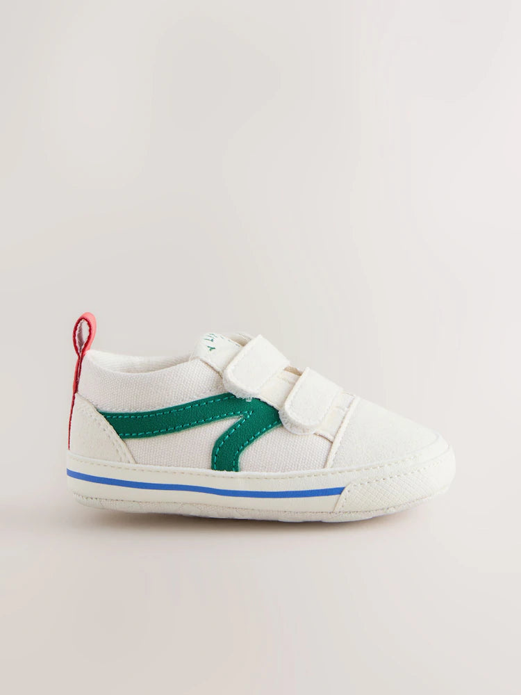 White/Green Touch Fastening Baby Trainers (0-2mths)