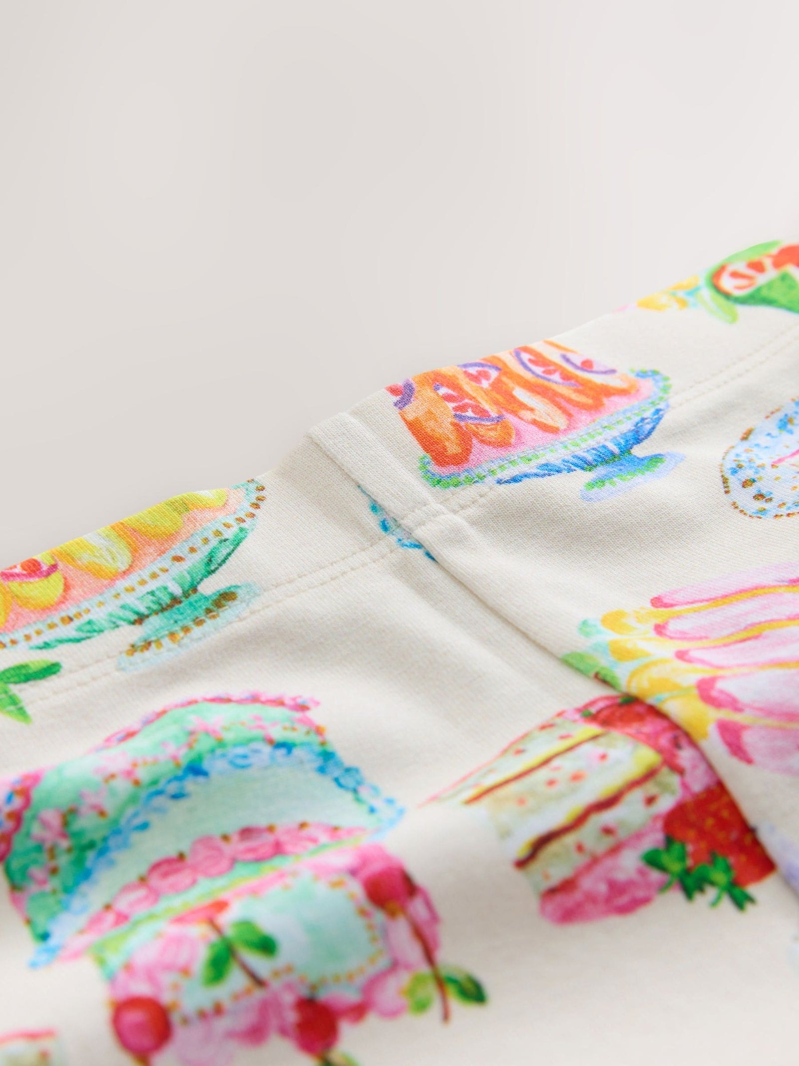 Cream Cake Leggings (3-16yrs)