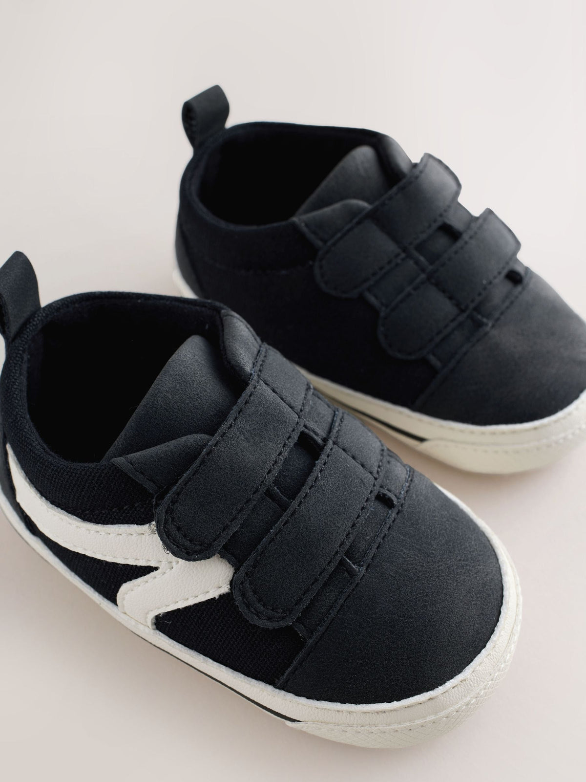 Black Touch Fastening Baby Trainers (0-2mths)