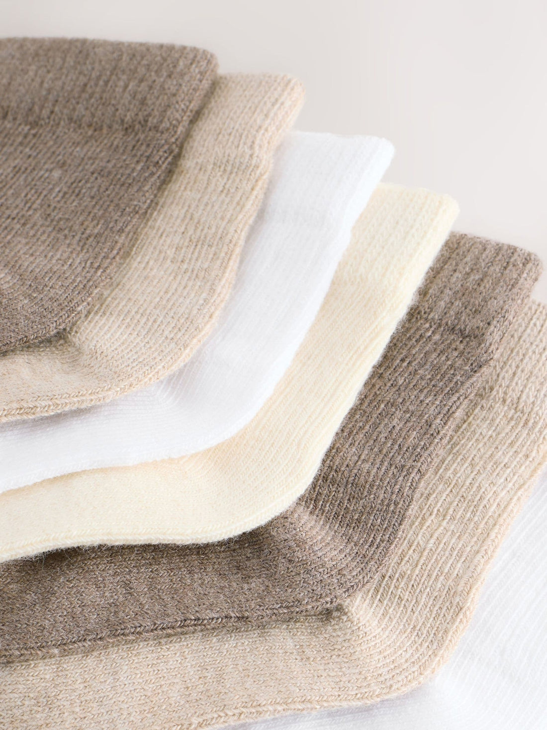Neutral Baby Socks 7 Pack (0mths-2yrs)