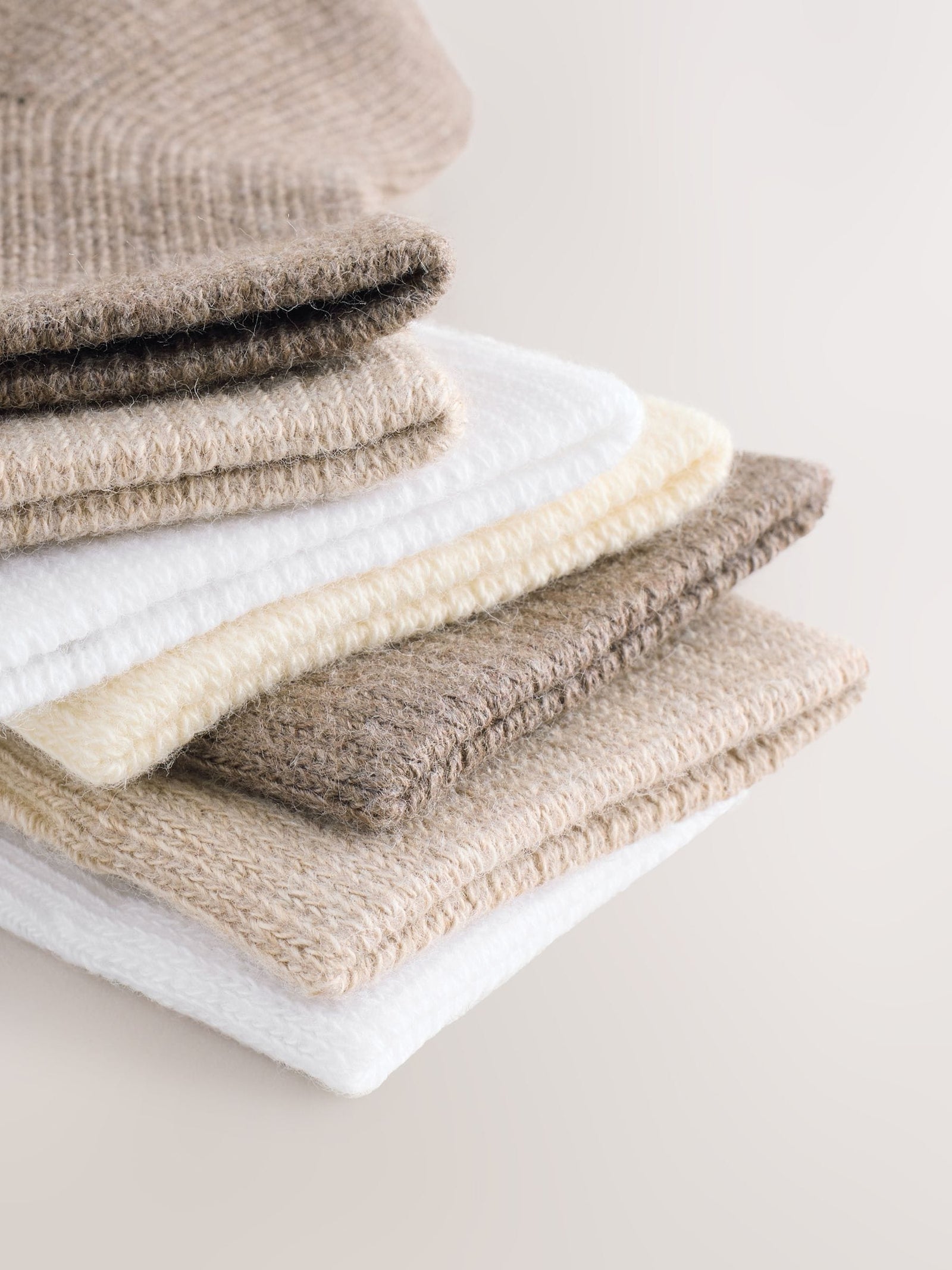 Neutral Baby Socks 7 Pack (0mths-2yrs)
