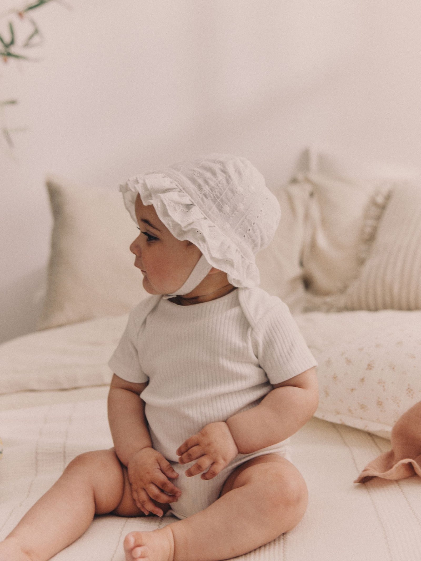 White Rib Short Sleeve Baby Bodysuits 5 Pack