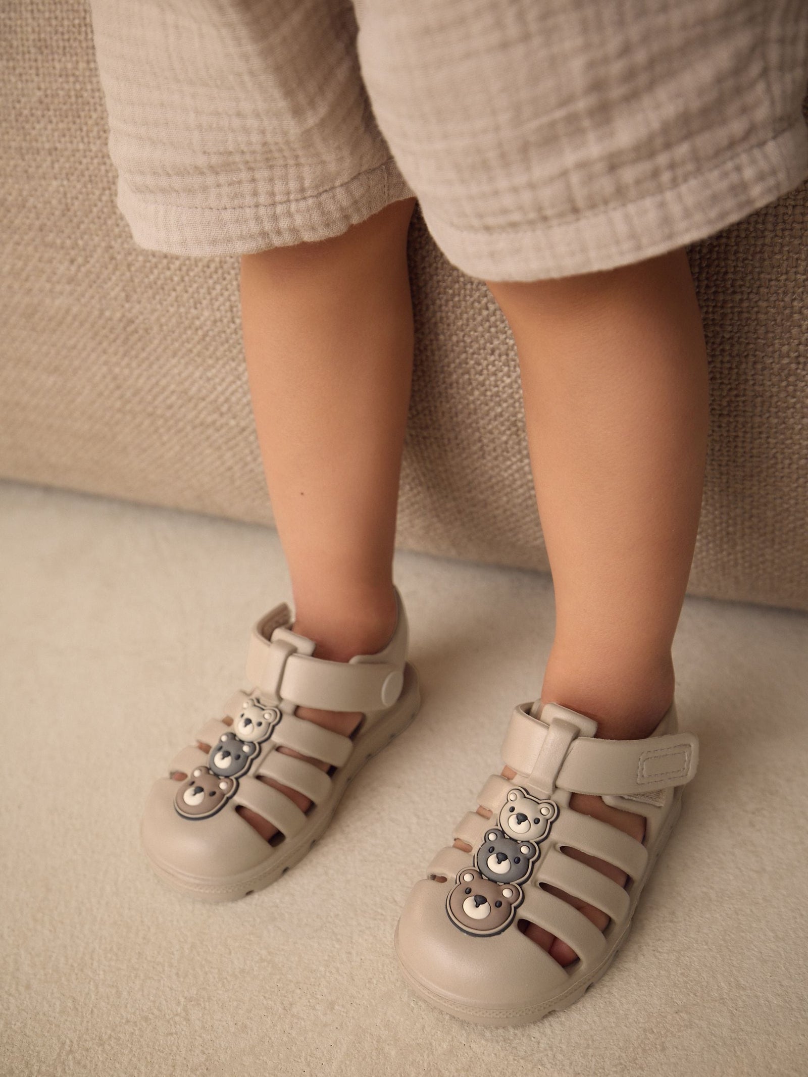 Neutral Bear Fisherman Sandals