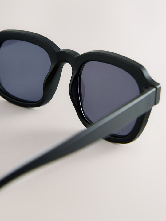 Matt Black Oval Sunglasses