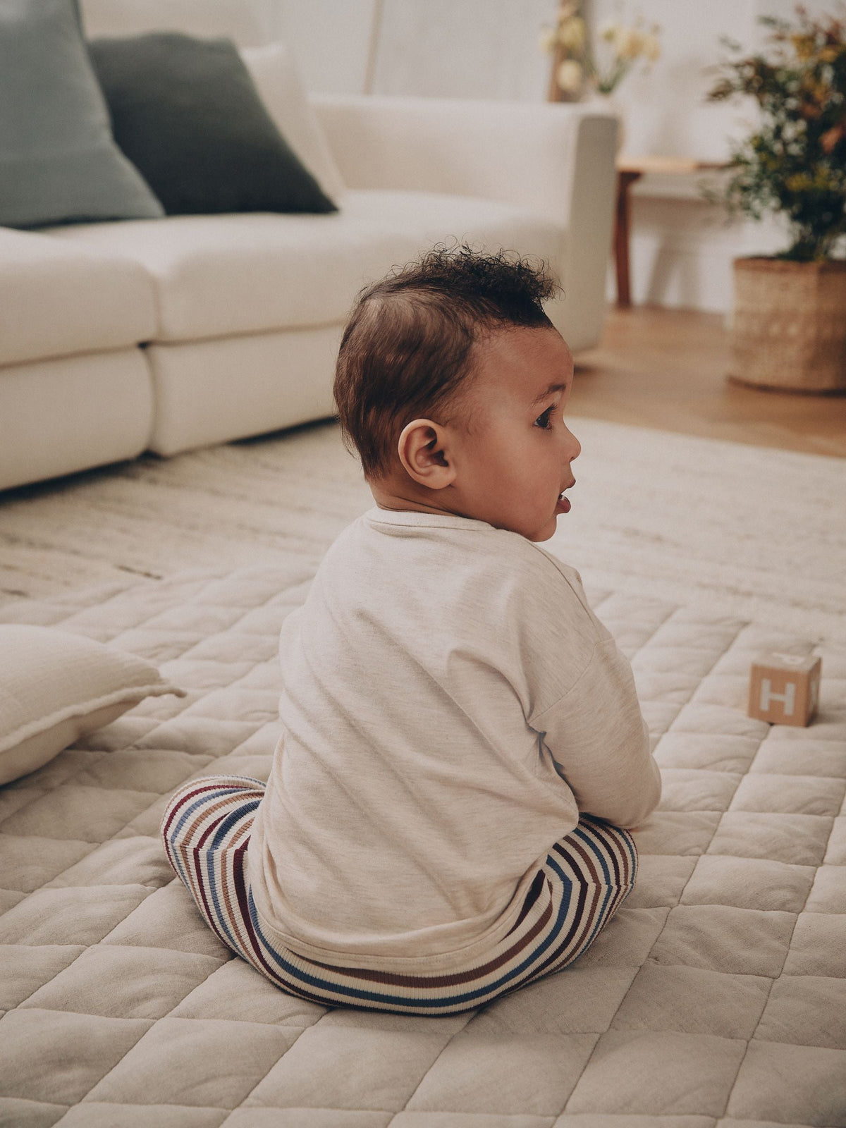Neutral Bear Top and Leggings Baby Set (0mths-2yrs)