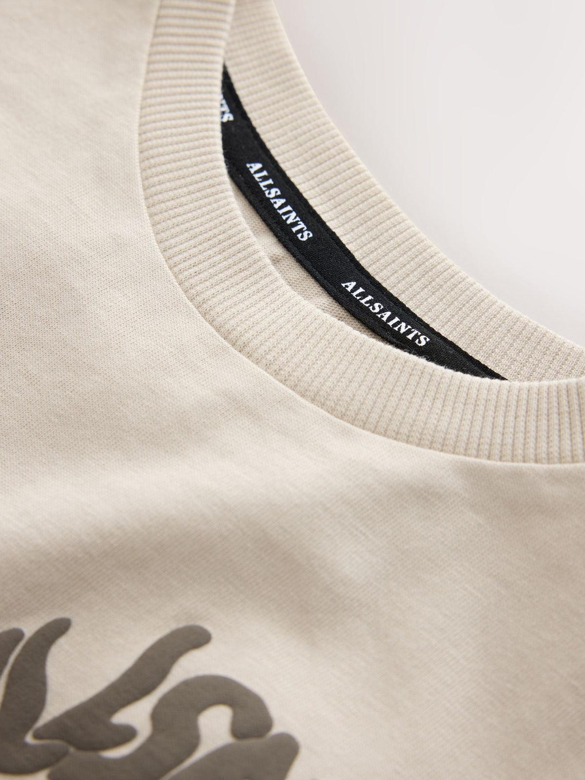 smALLSAINTS Neutral Orlando T-Shirt and Shorts Younger Set