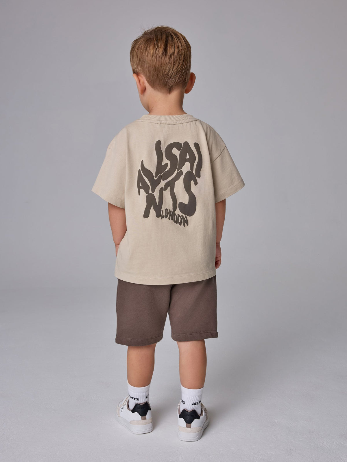 smALLSAINTS Neutral Orlando T-Shirt and Shorts Younger Set