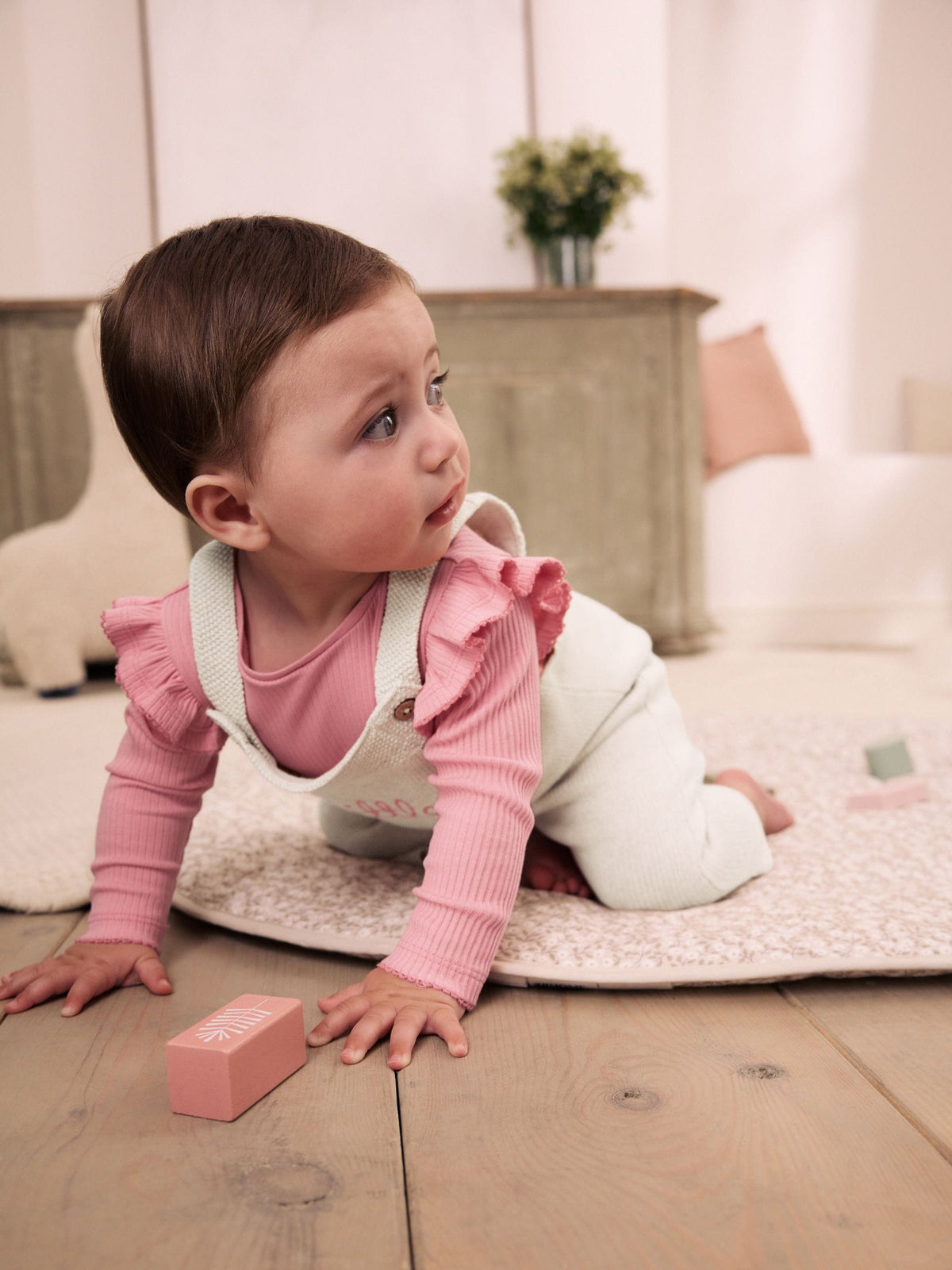 Ecru Knit Baby Bodysuit & Dungaree 2 Piece Set (0mths-2yrs)