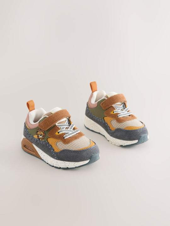 Brown Lion Standard Fit (F) Elastic Lace Trainers