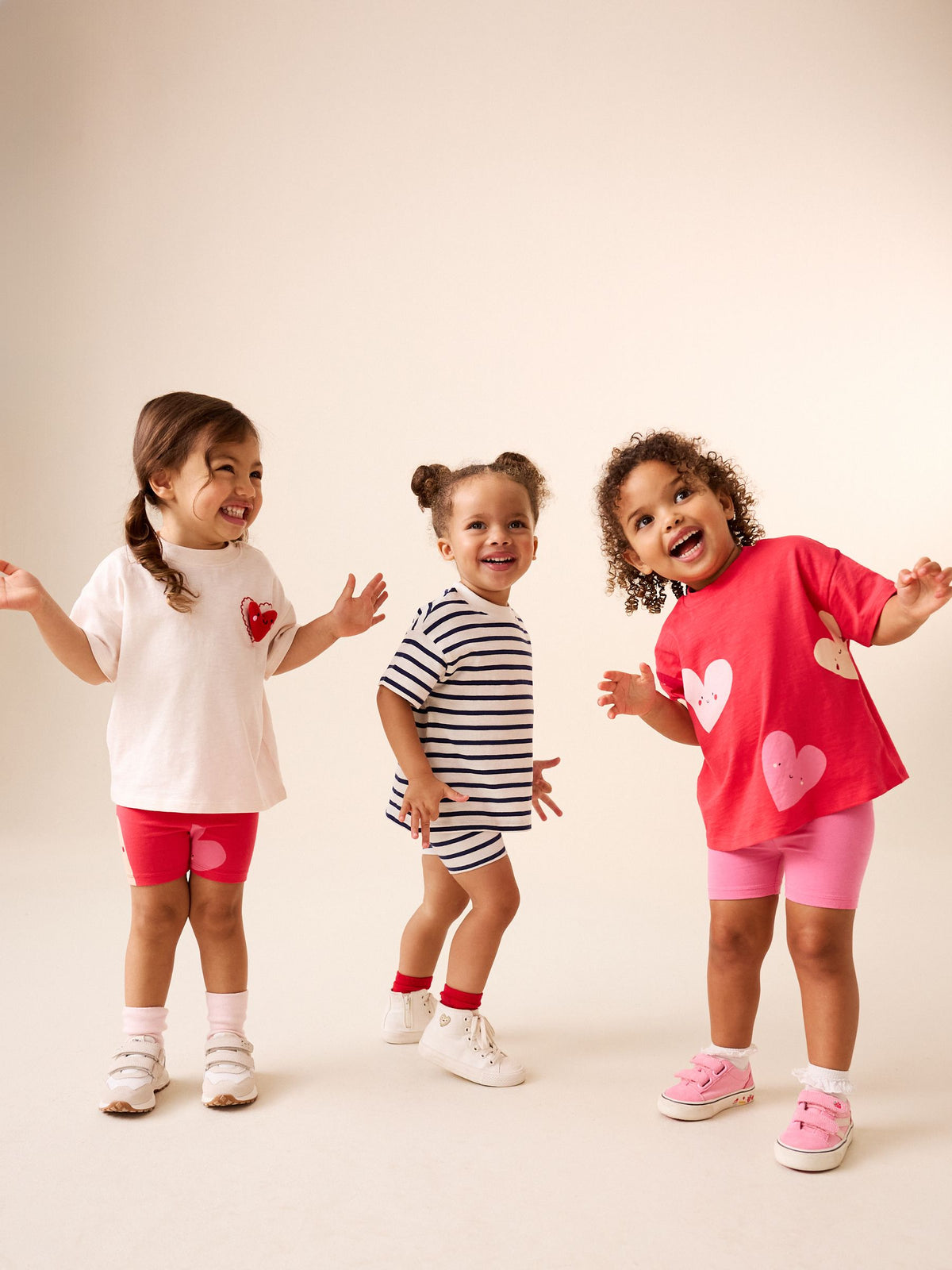 Red Hearts T-Shirts 3 Pack (3mths-7yrs)