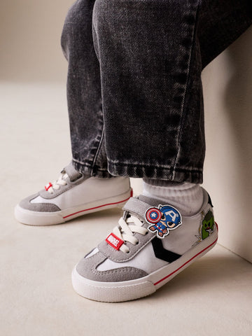 White/Black Standard Fit (F) Marvel Touch Fastening Elastic Lace Trainers